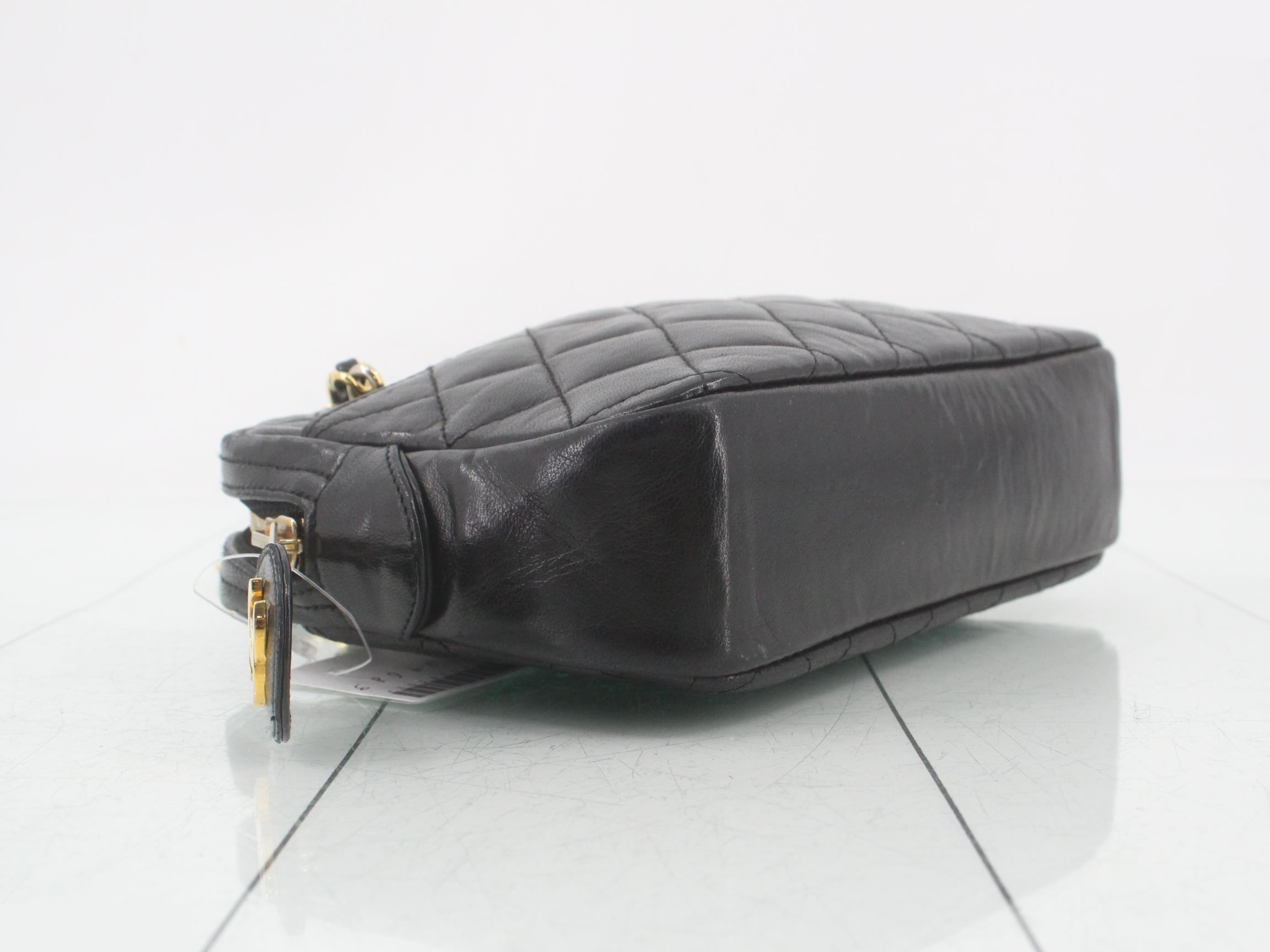 Lambskin chain shoulder bag, unit #1 — view 5