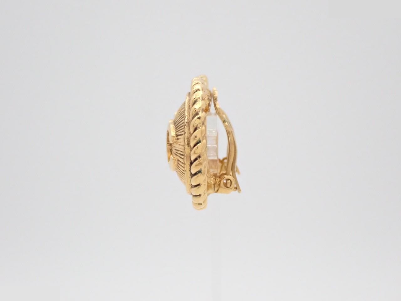 Earrings — view 3