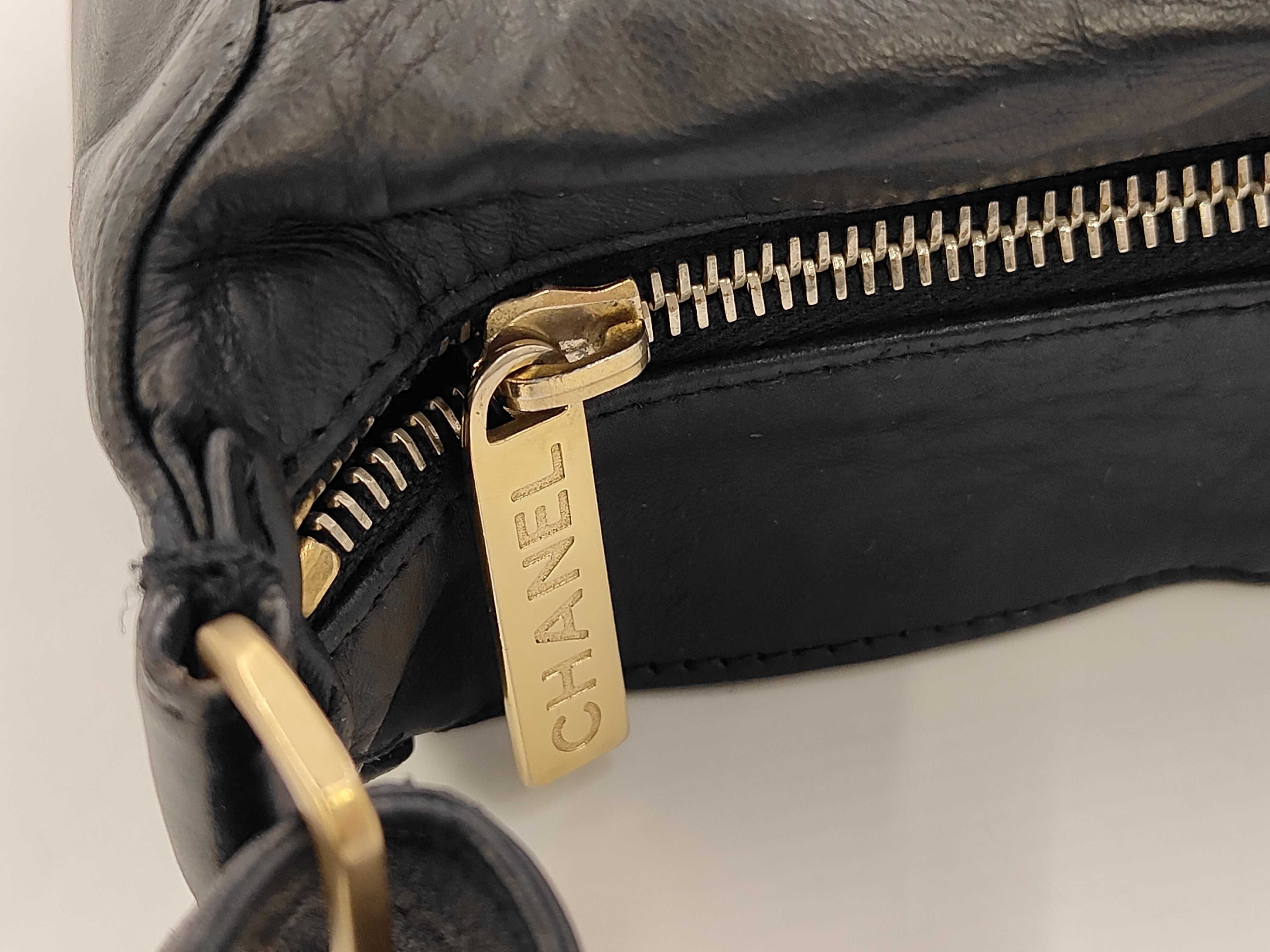 Chocolate Bar Large Coco Mark One-Shoulder Bag — view 8