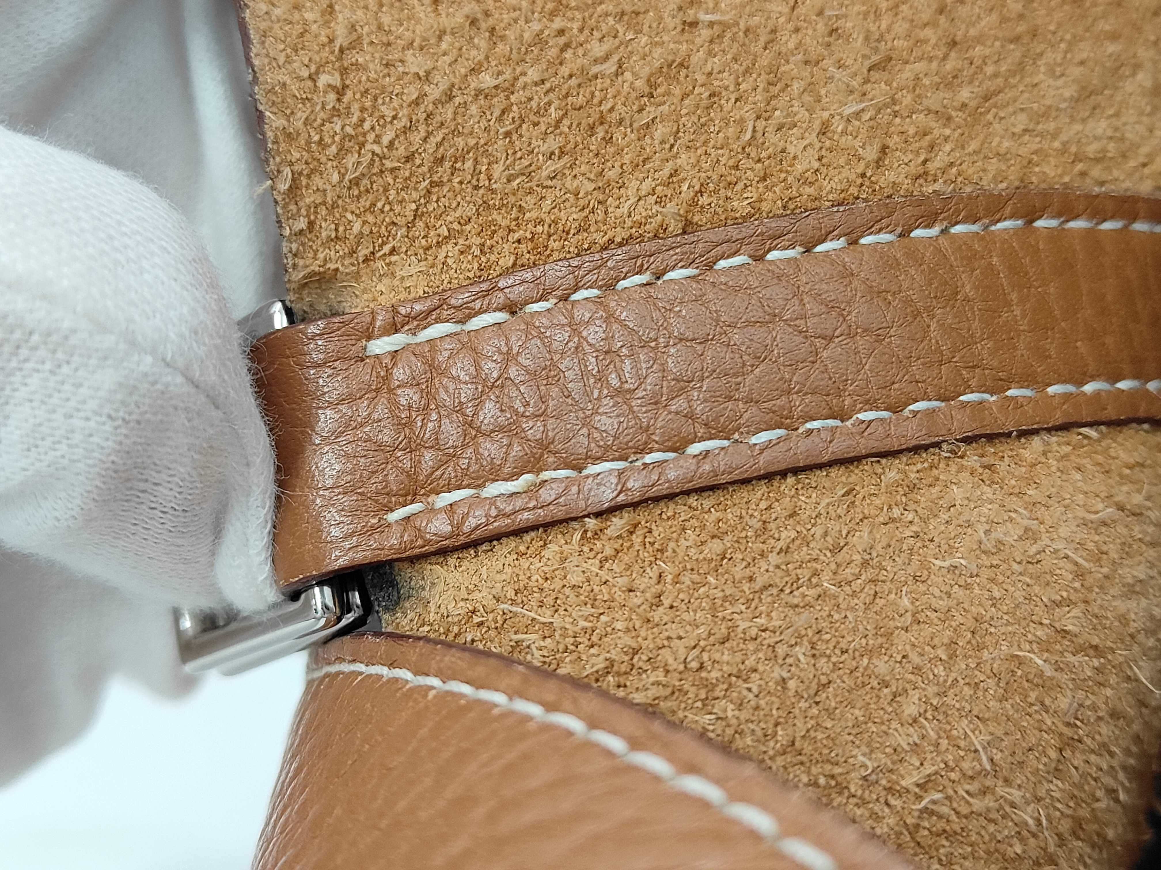 Picotin Lock MM Taurillon Clemence Gold Handbag — view 10