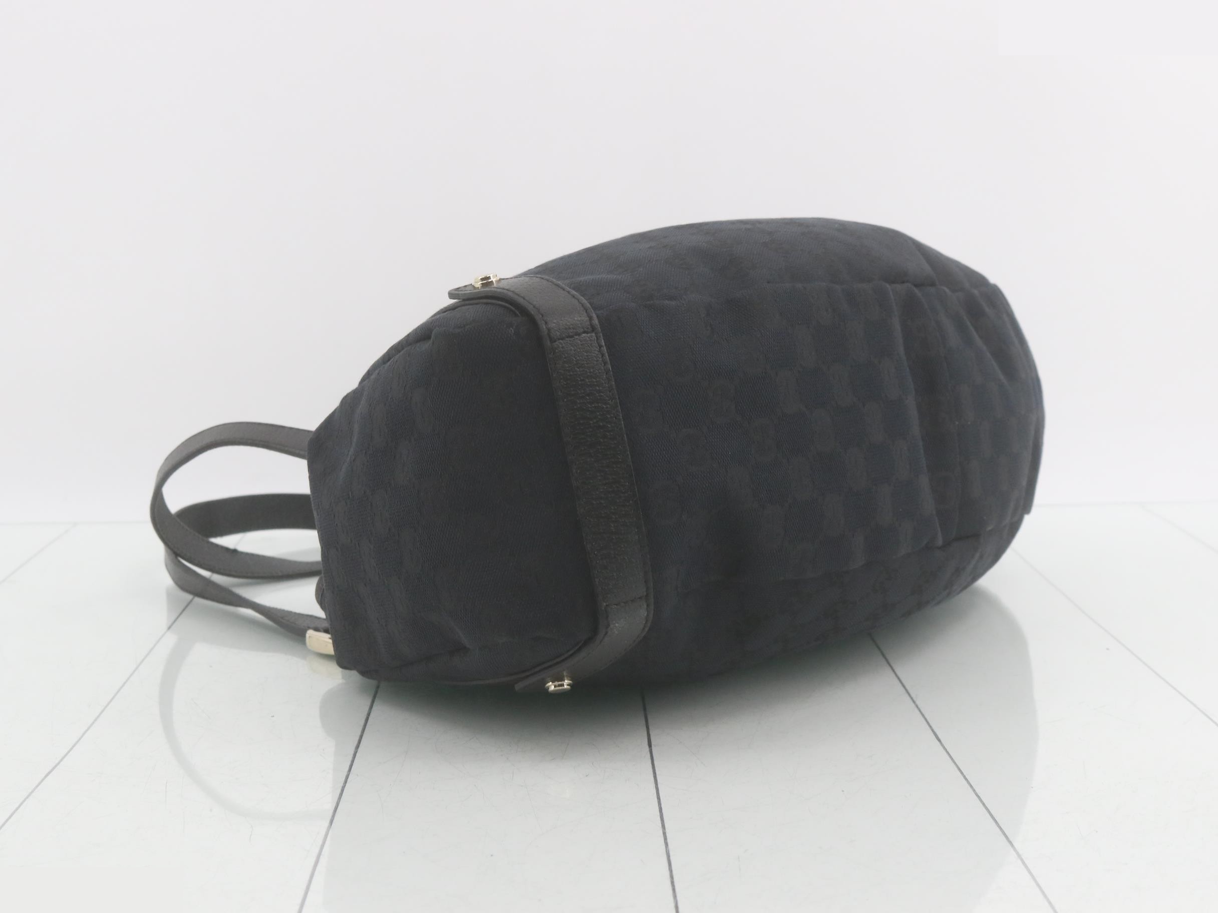 GG Canvas Abby Shoulder Bag — view 5