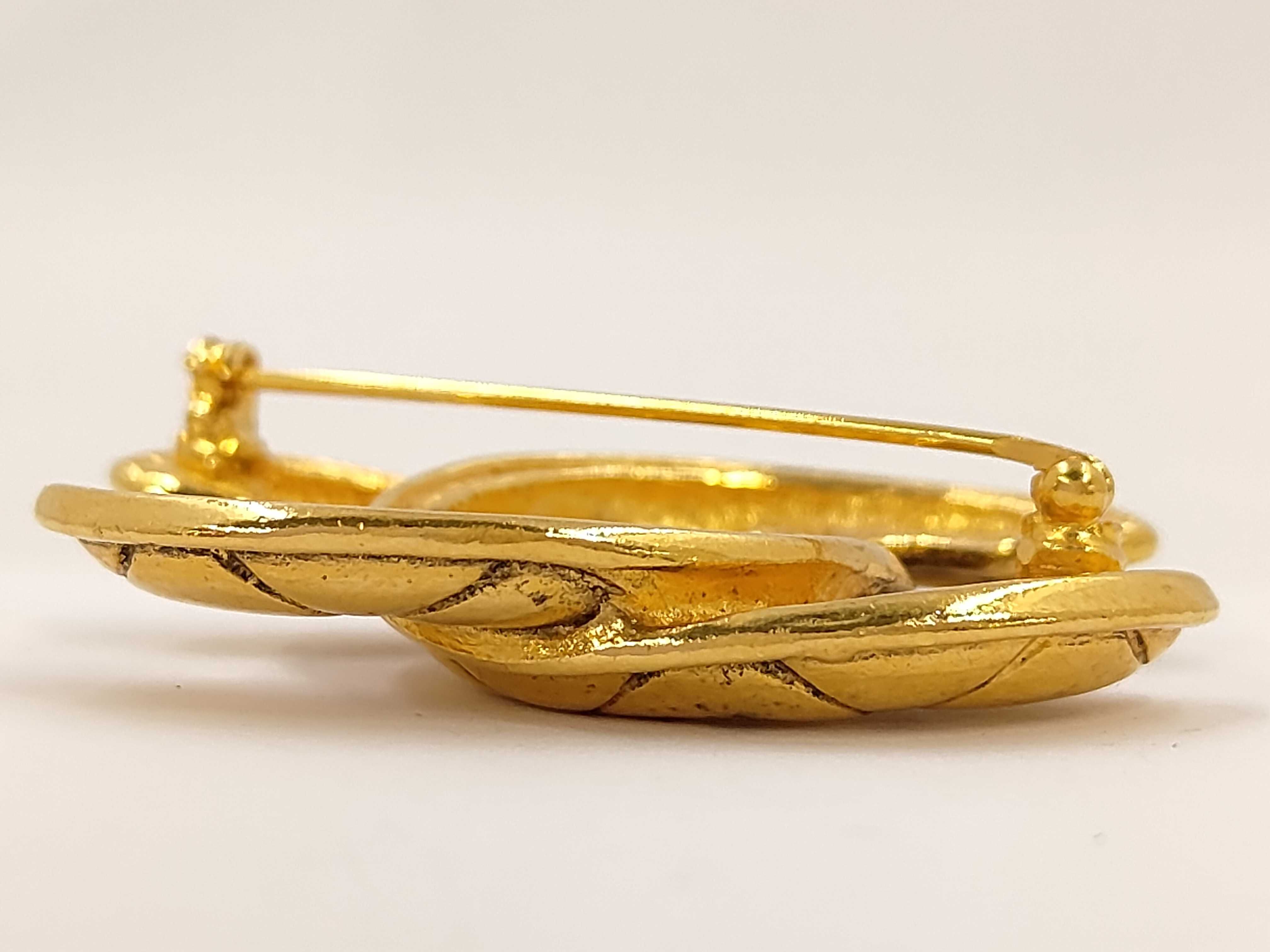 Matelassé Coco Gold BL Brooch — view 2