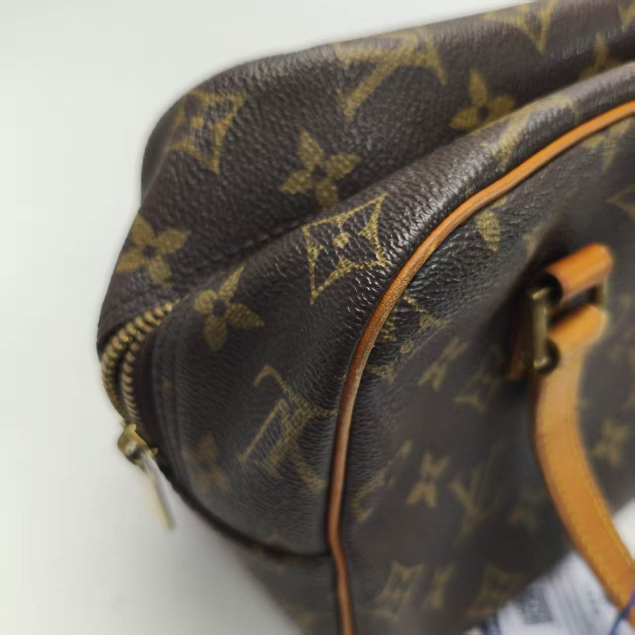 【*Shipped from: China*】LOUIS VUITTON Cite PU Handbag — view 11
