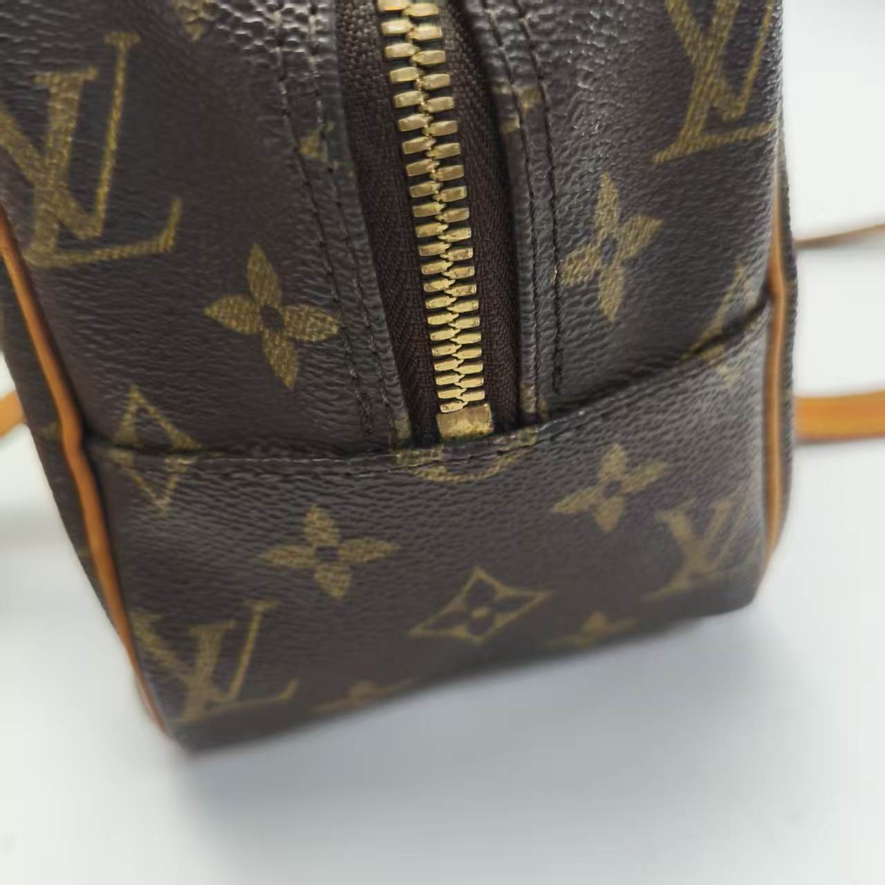 【*Shipped from: China*】LOUIS VUITTON Cite PU Handbag — view 13