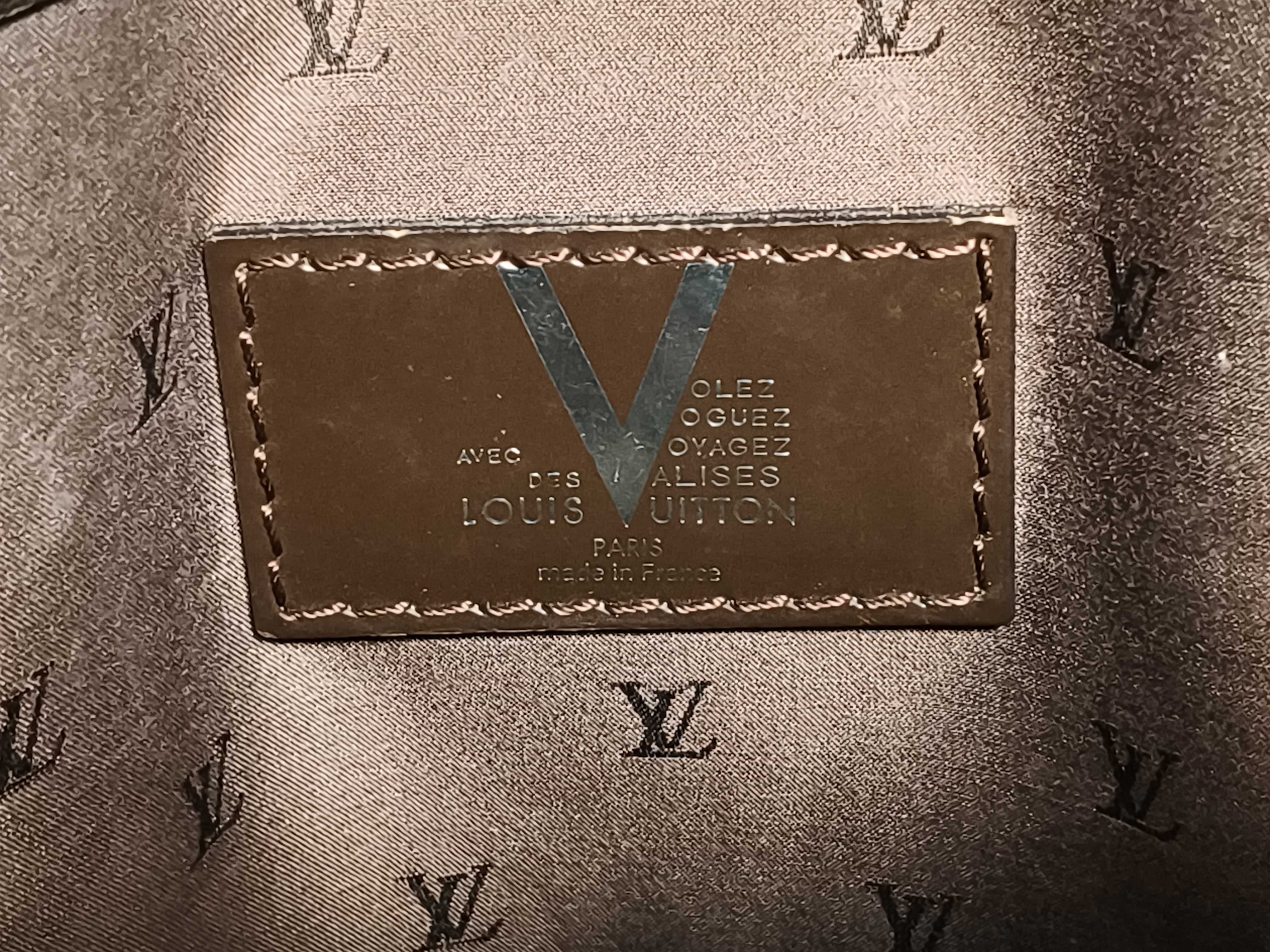LV Logo Cavinsbrook M95245 Business Bag — view 11