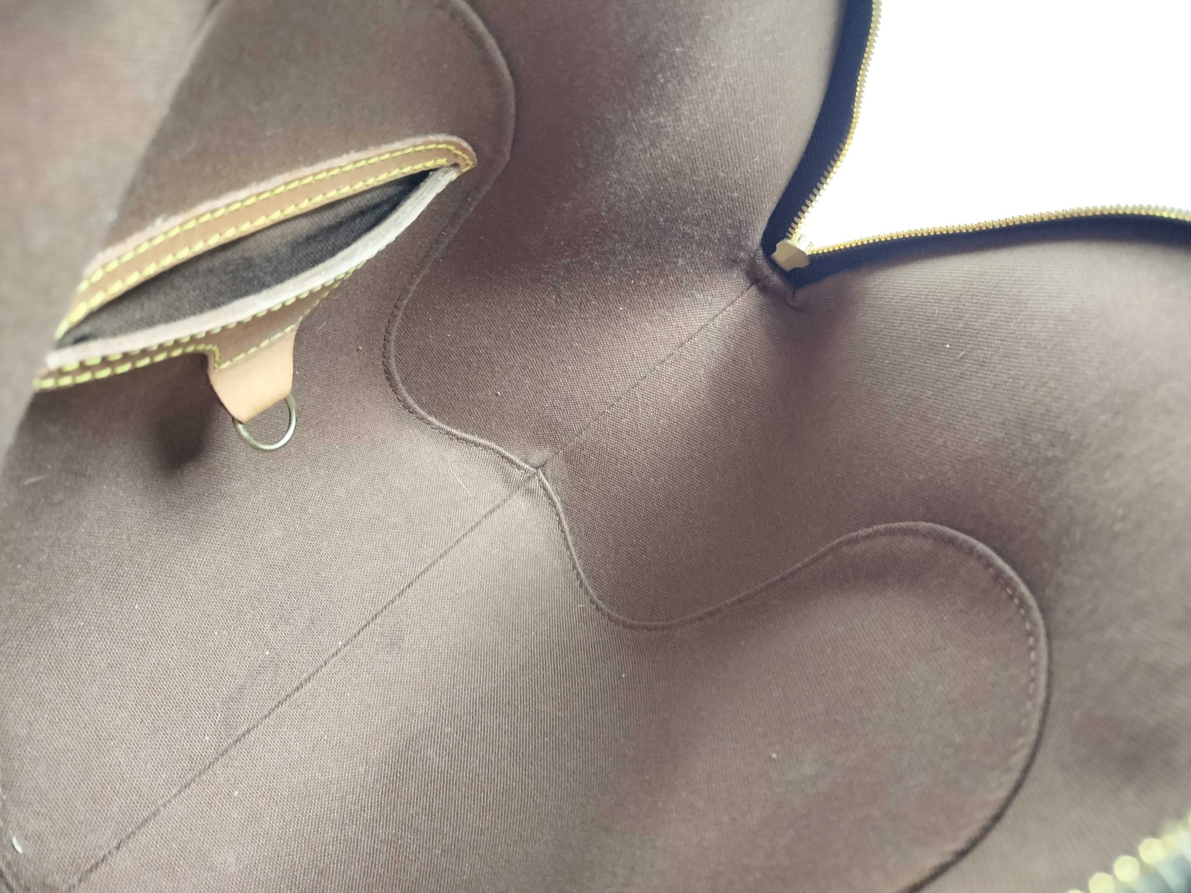 Monogram Louis Vuitton Ellipse PM Handbag Monogram M51127 Handbag — view 9