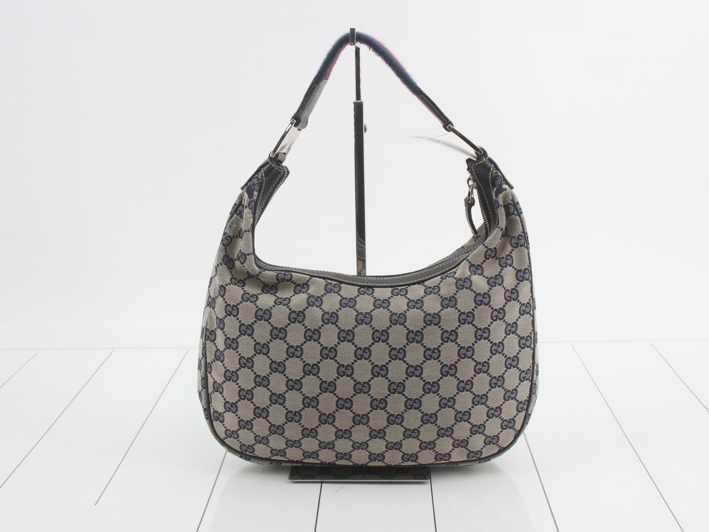 GG Canvas (Bag) - Shoulder Bag — view 2