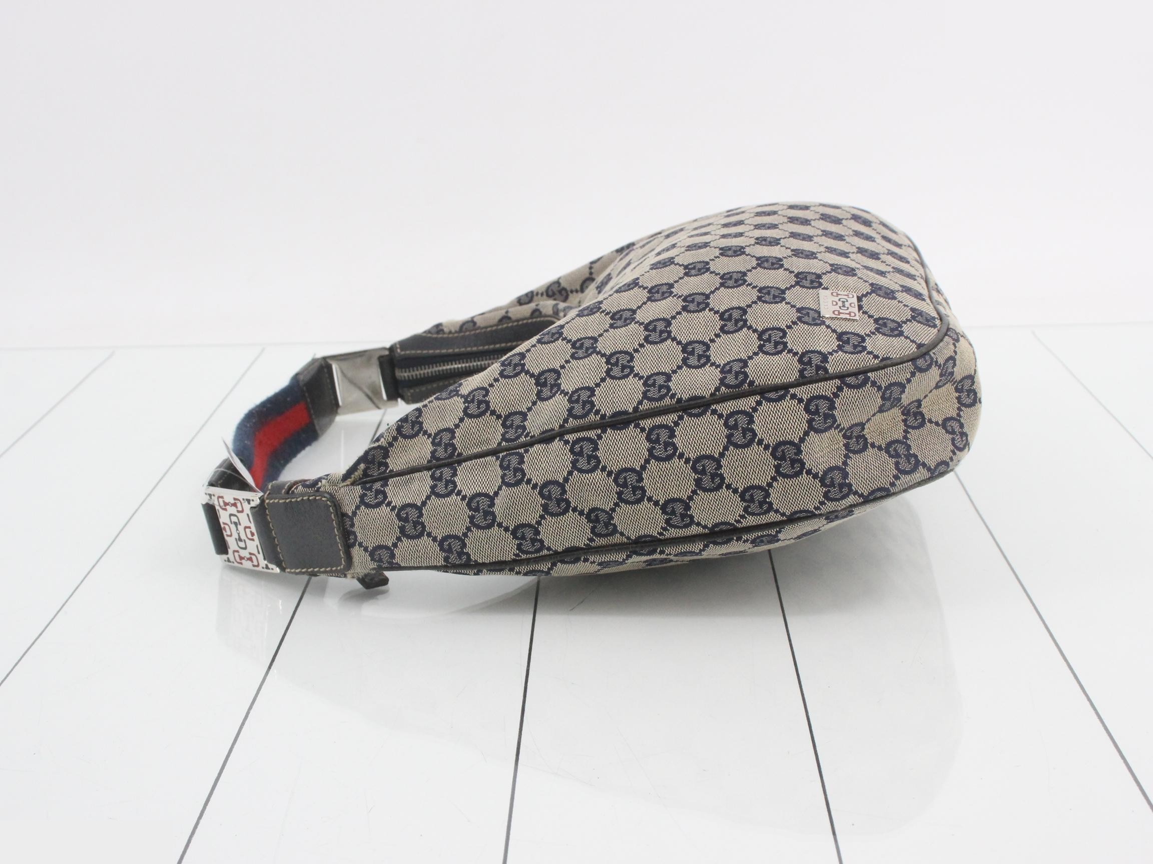 GG Canvas (Bag) - Shoulder Bag — view 4