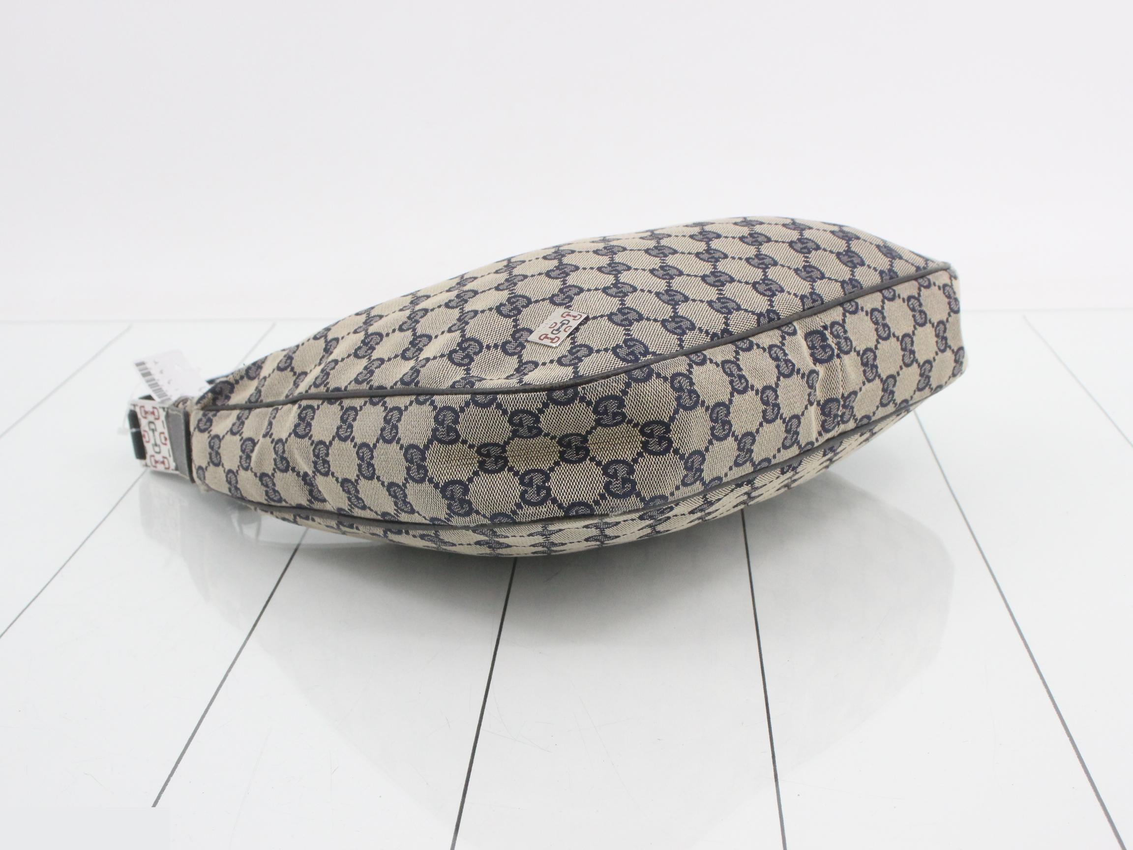 GG Canvas (Bag) - Shoulder Bag — view 5