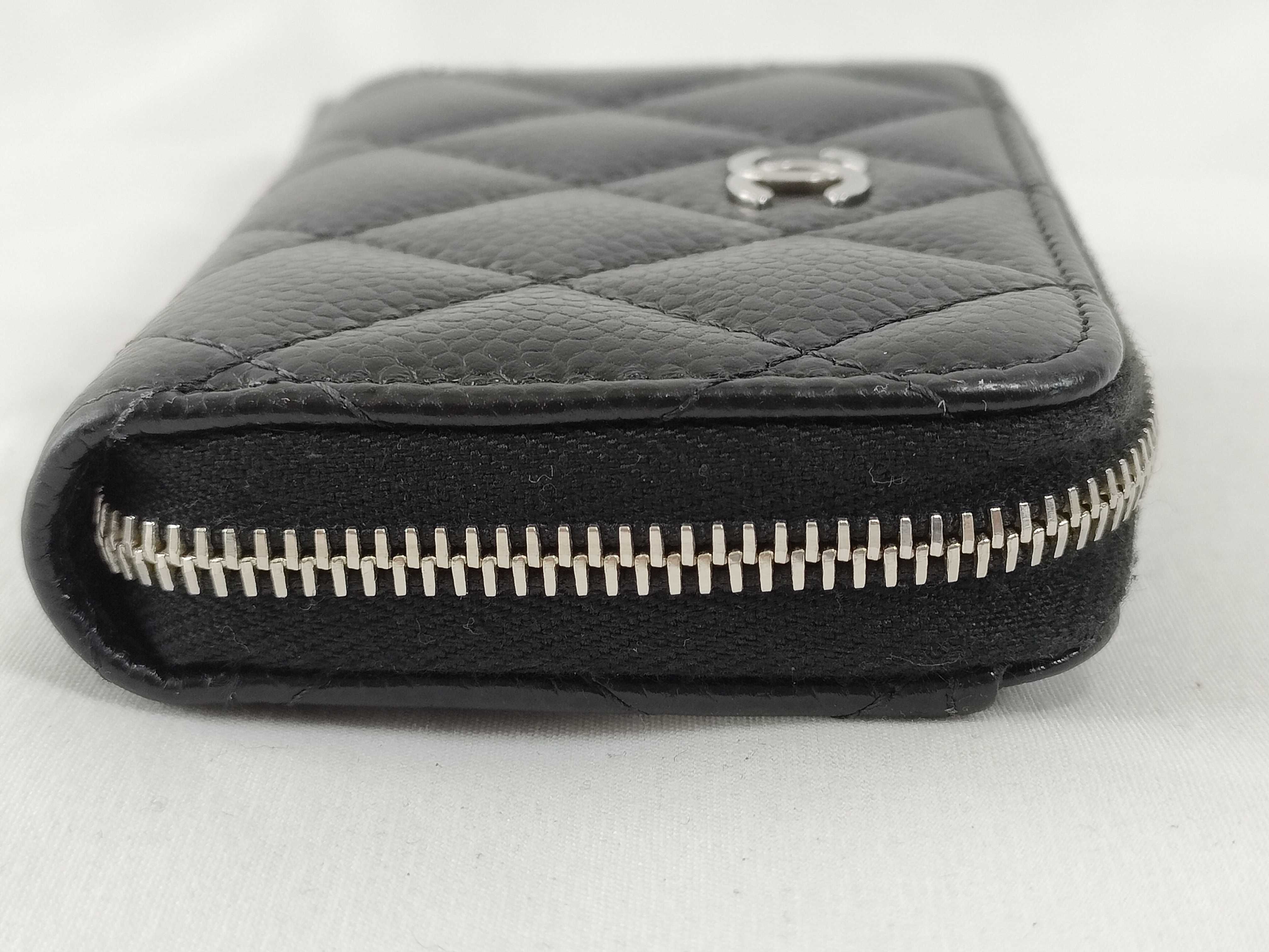 caviar skin card case — view 5
