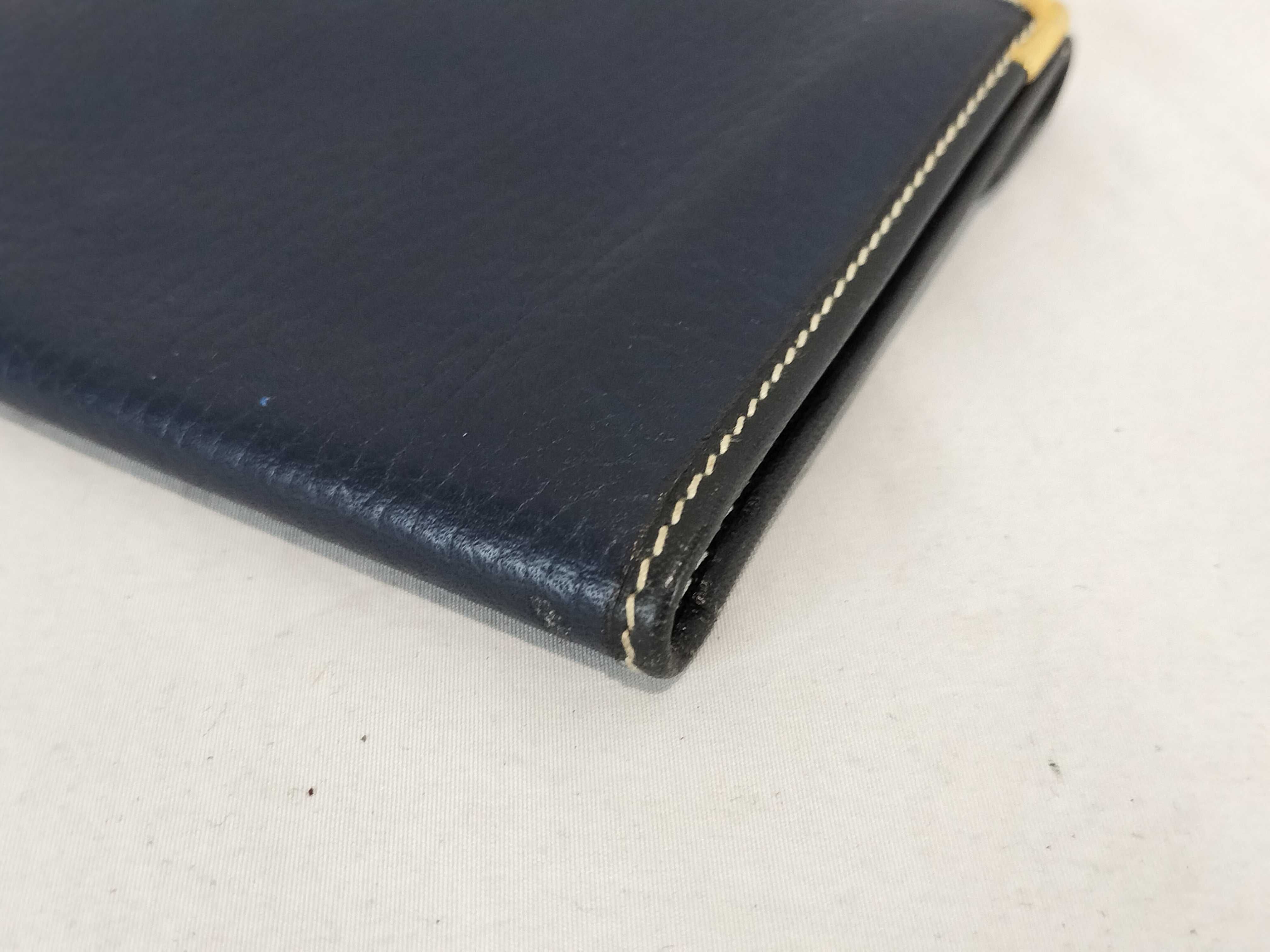 Old Gucci Cowhide Leather Long Wallet — view 4