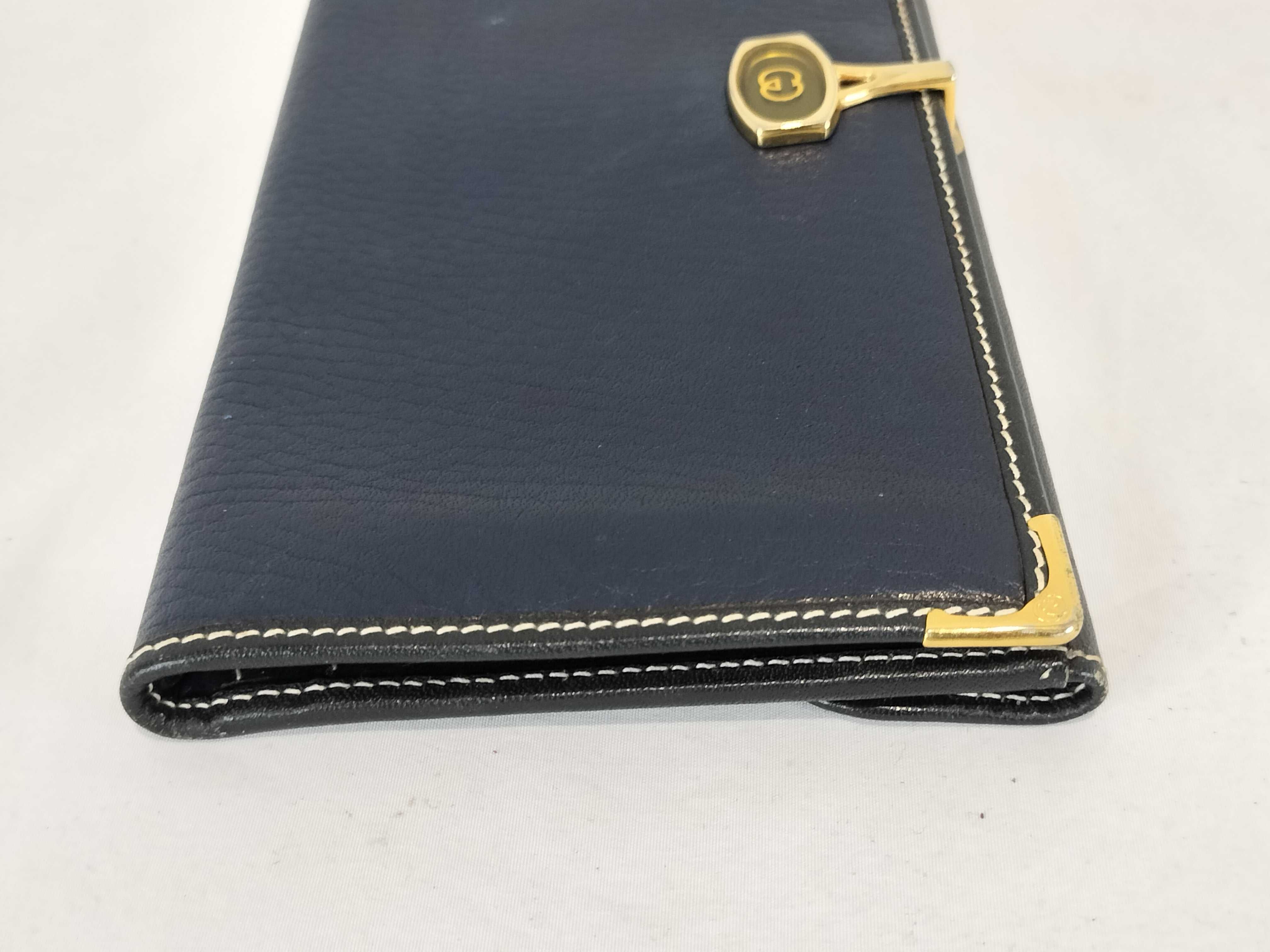 Old Gucci Cowhide Leather Long Wallet — view 5