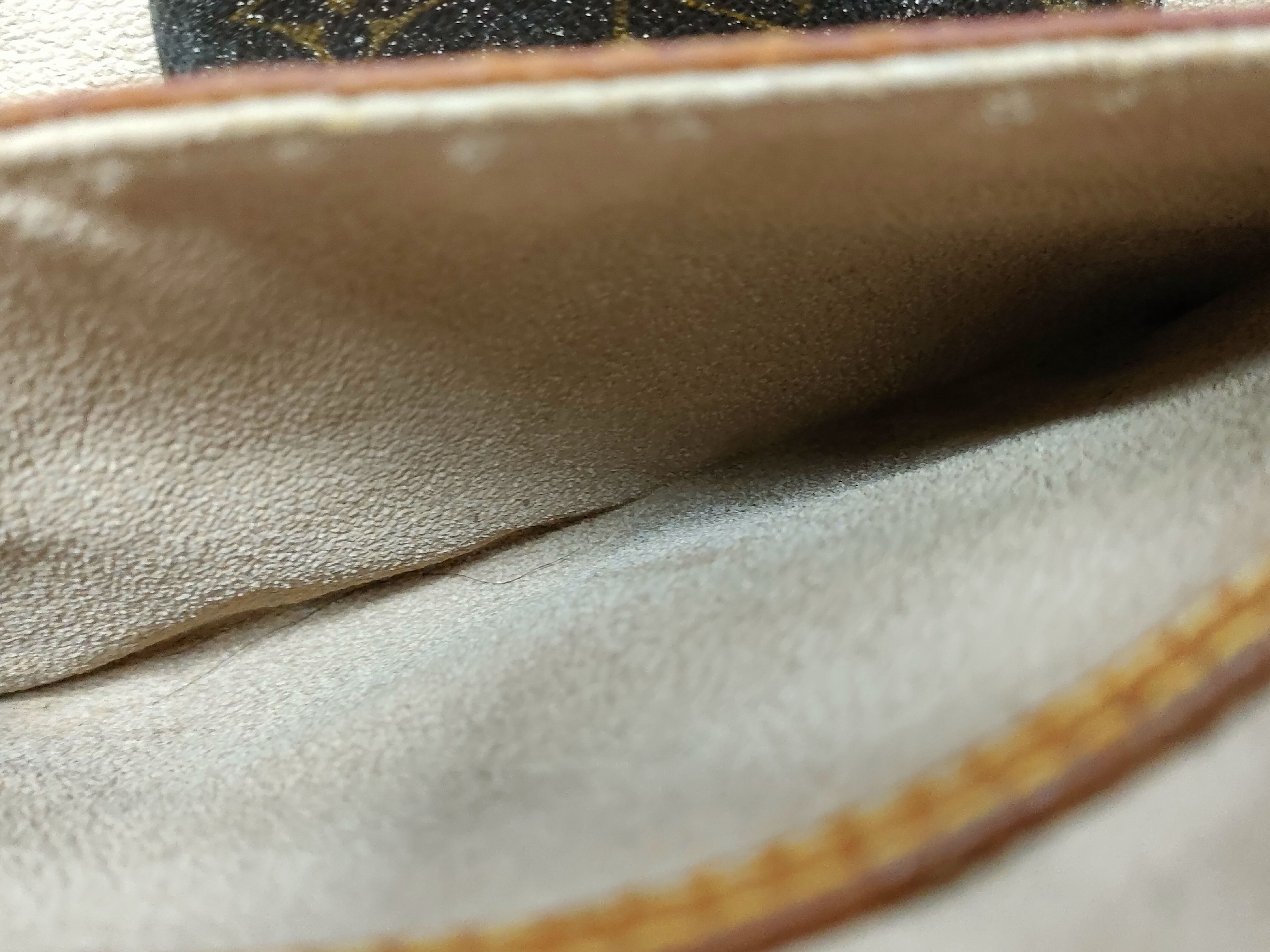 Monogram Bucket GM M42236 Tote Bag — view 14