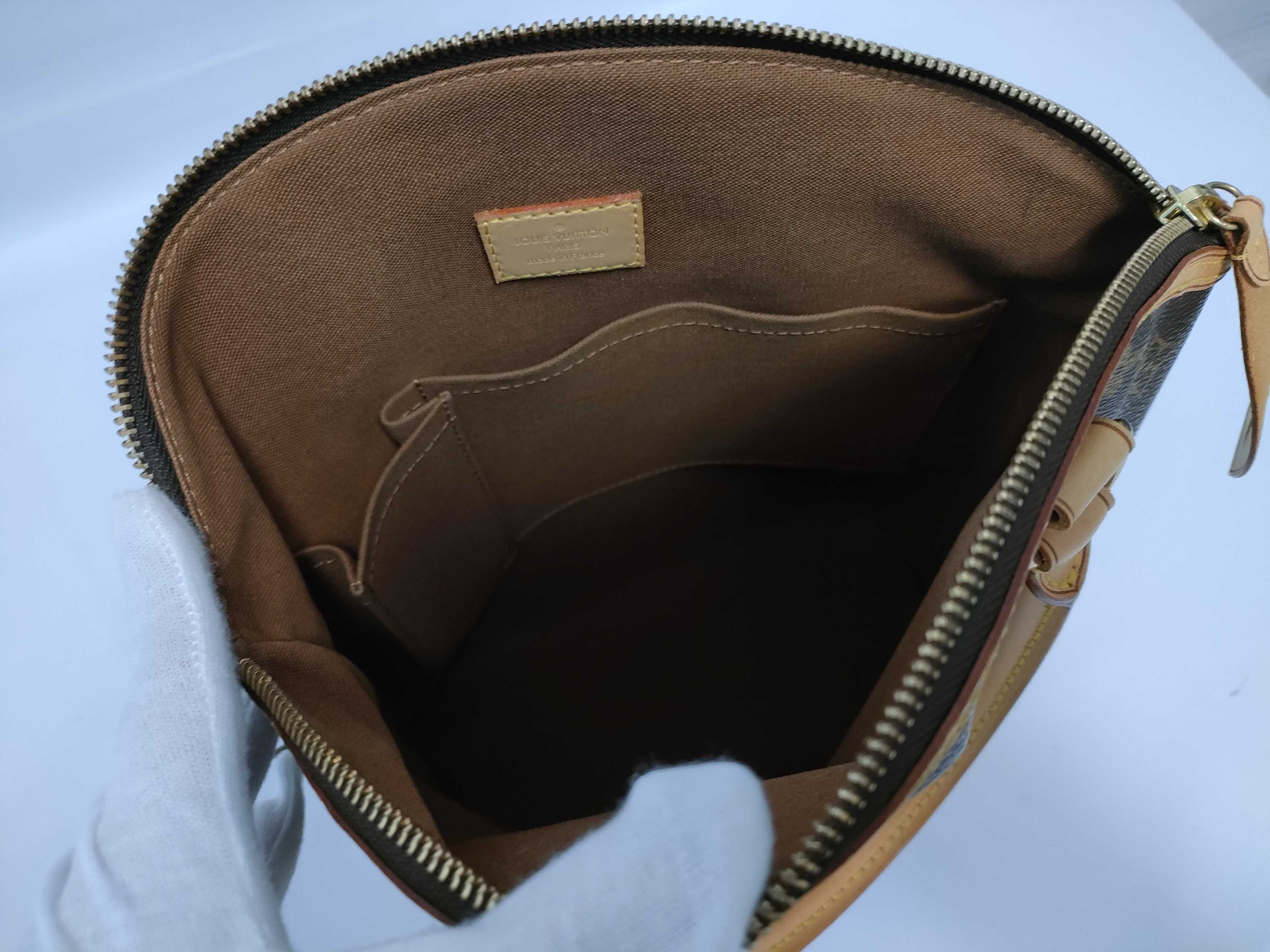 Lockit Chain Monogram Tote Bag Handbag with Pouch M40989 — view 10