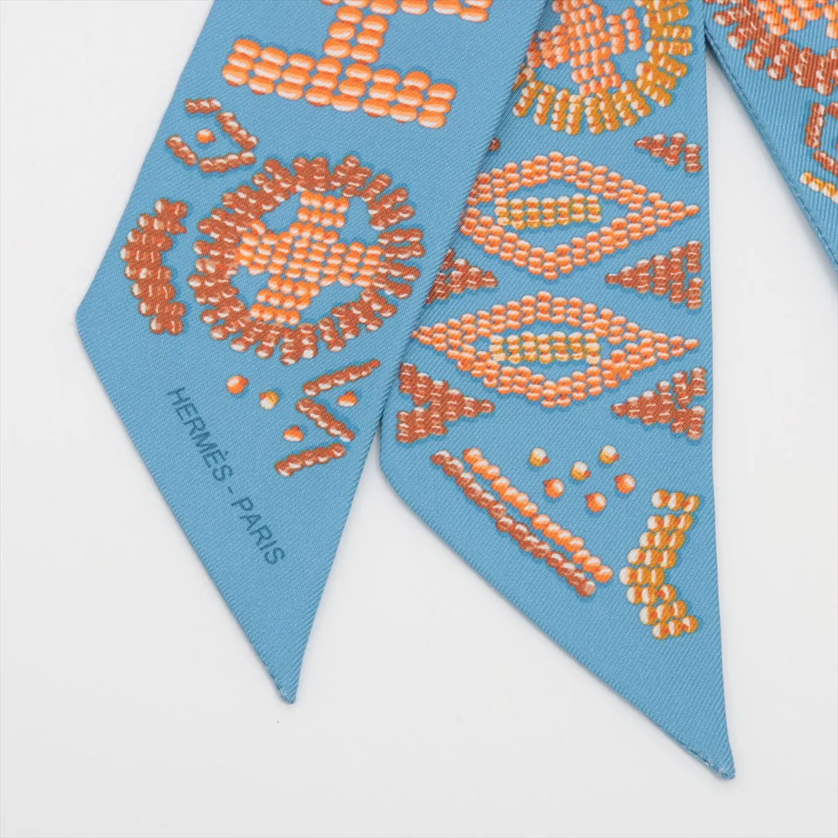 Twilly KELLY EN PERLES (Kelly En Perles) Scarf, Silk, Blue Azur, Slightly Snagged, with Paper Tag. — view 2