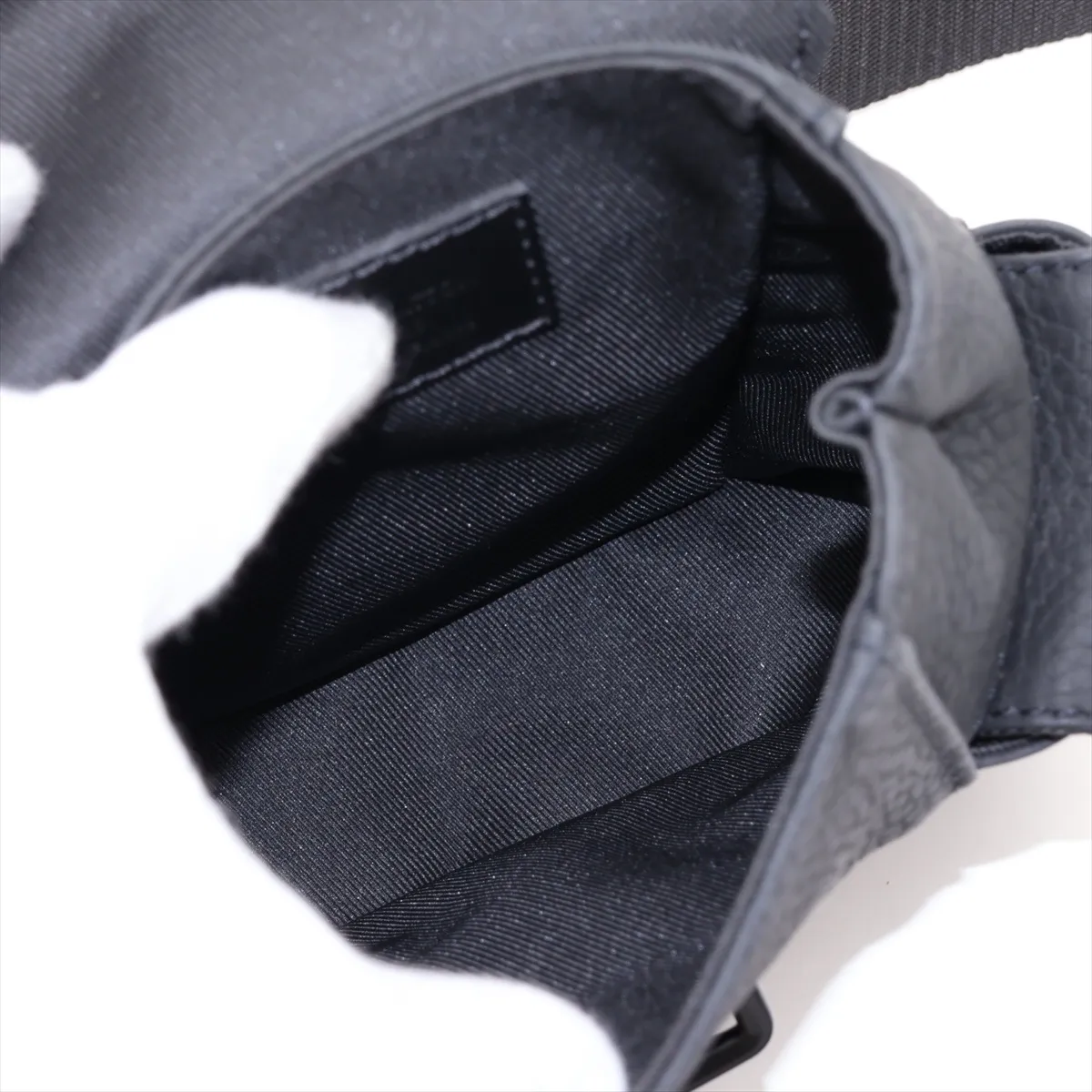 Christopher XS Taurillon Leather Bag M58495 Black (RFID detected) — view 6