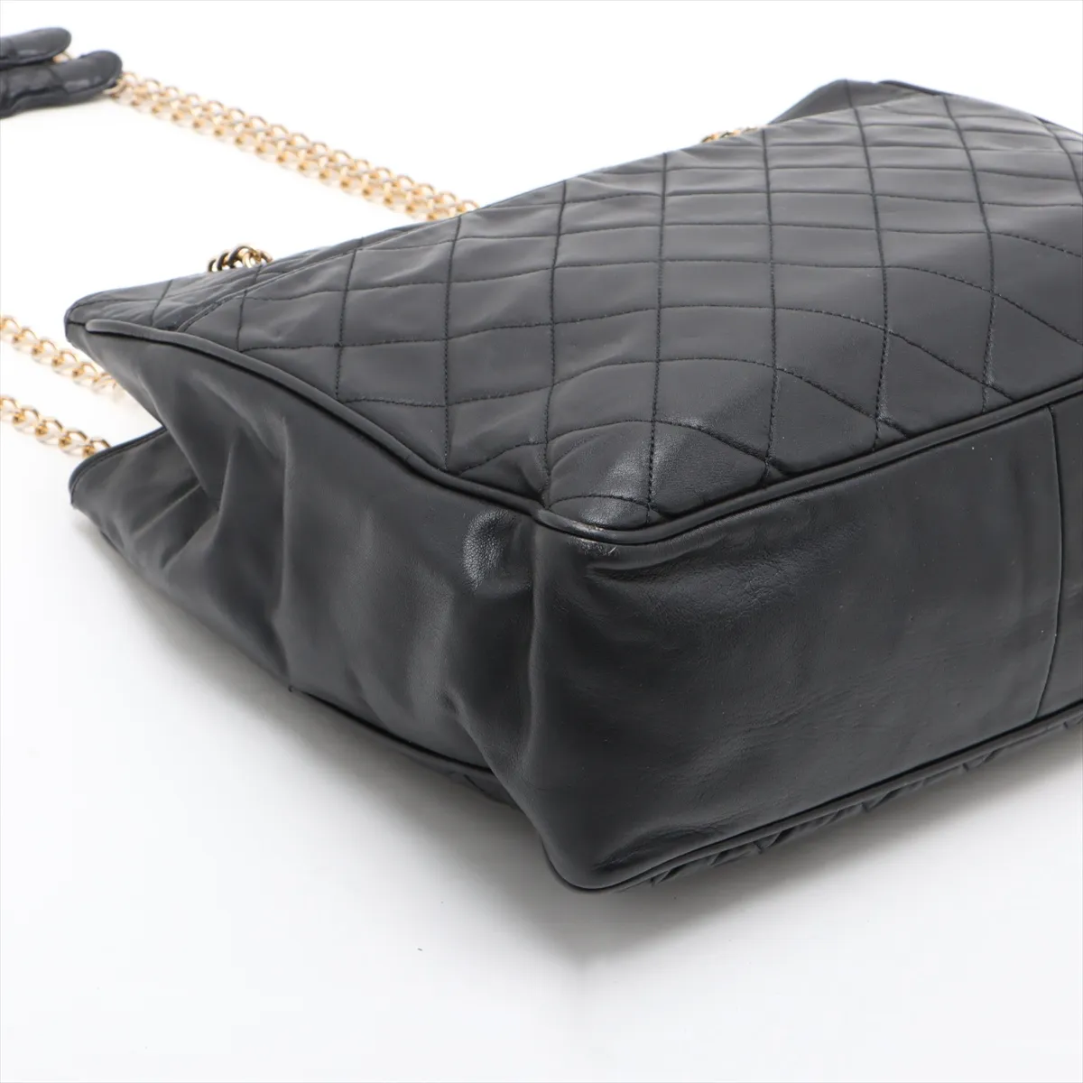 Matelasse Leather Chain Tote Bag Black Gold Hardware 0284365 Series 0 No Strap Leather — view 4