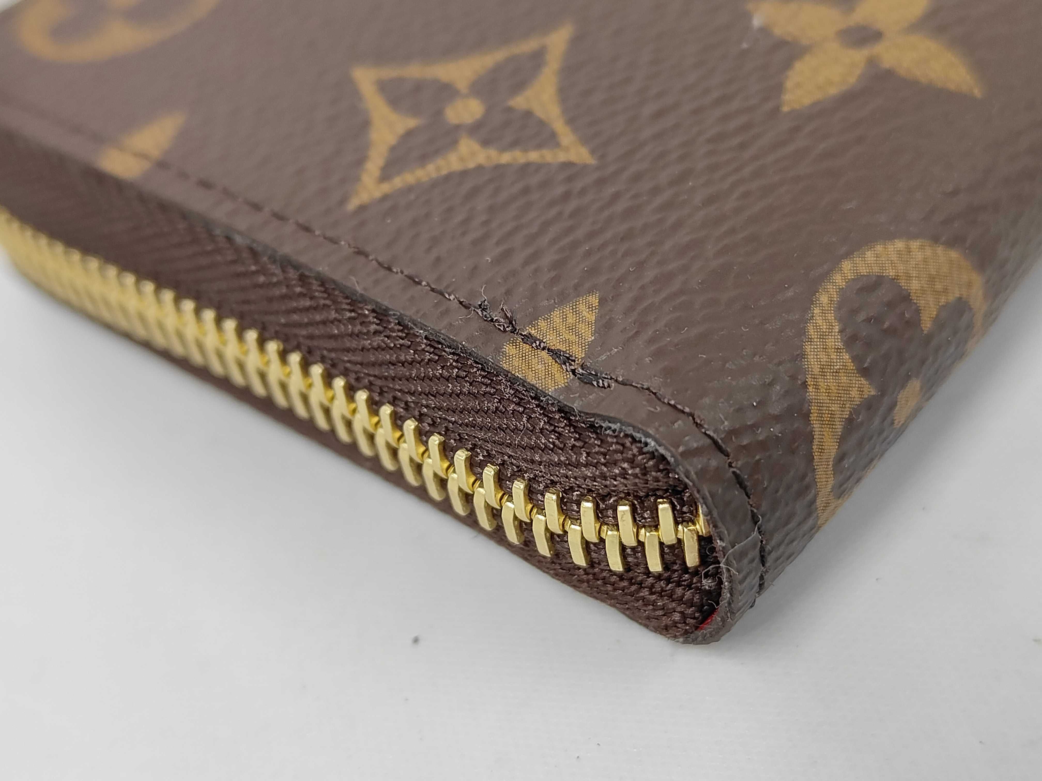 Monogram M60742 Portefeuille Clemence Fuchsia Wallet — view 3