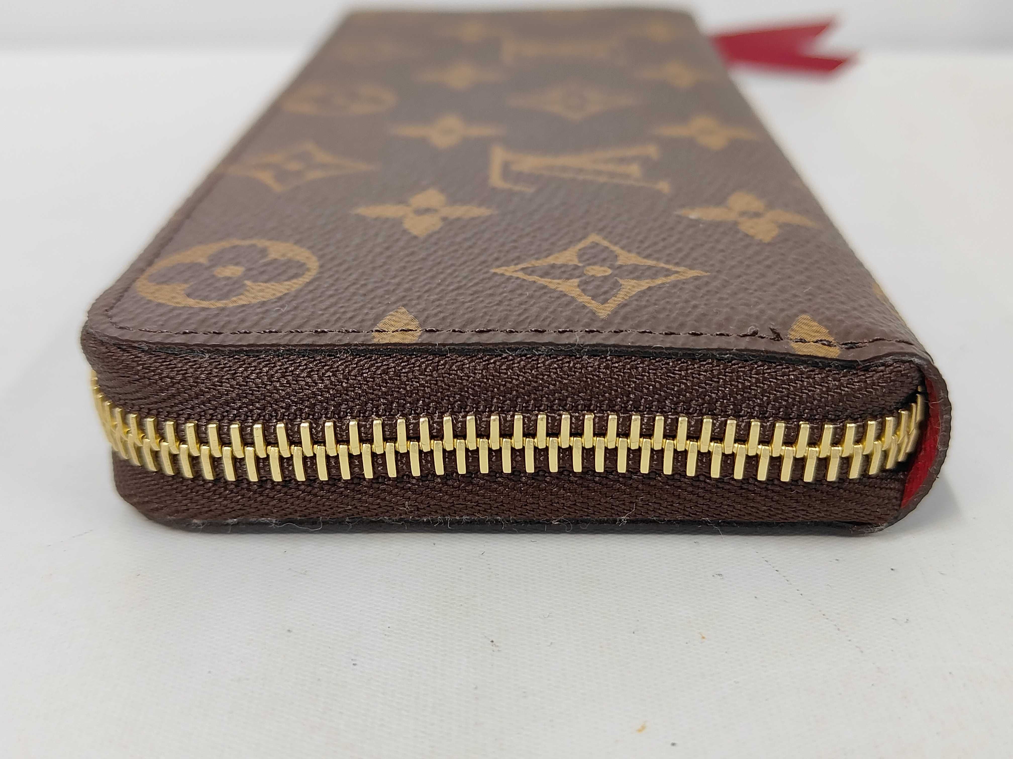 Monogram M60742 Portefeuille Clemence Fuchsia Wallet — view 5