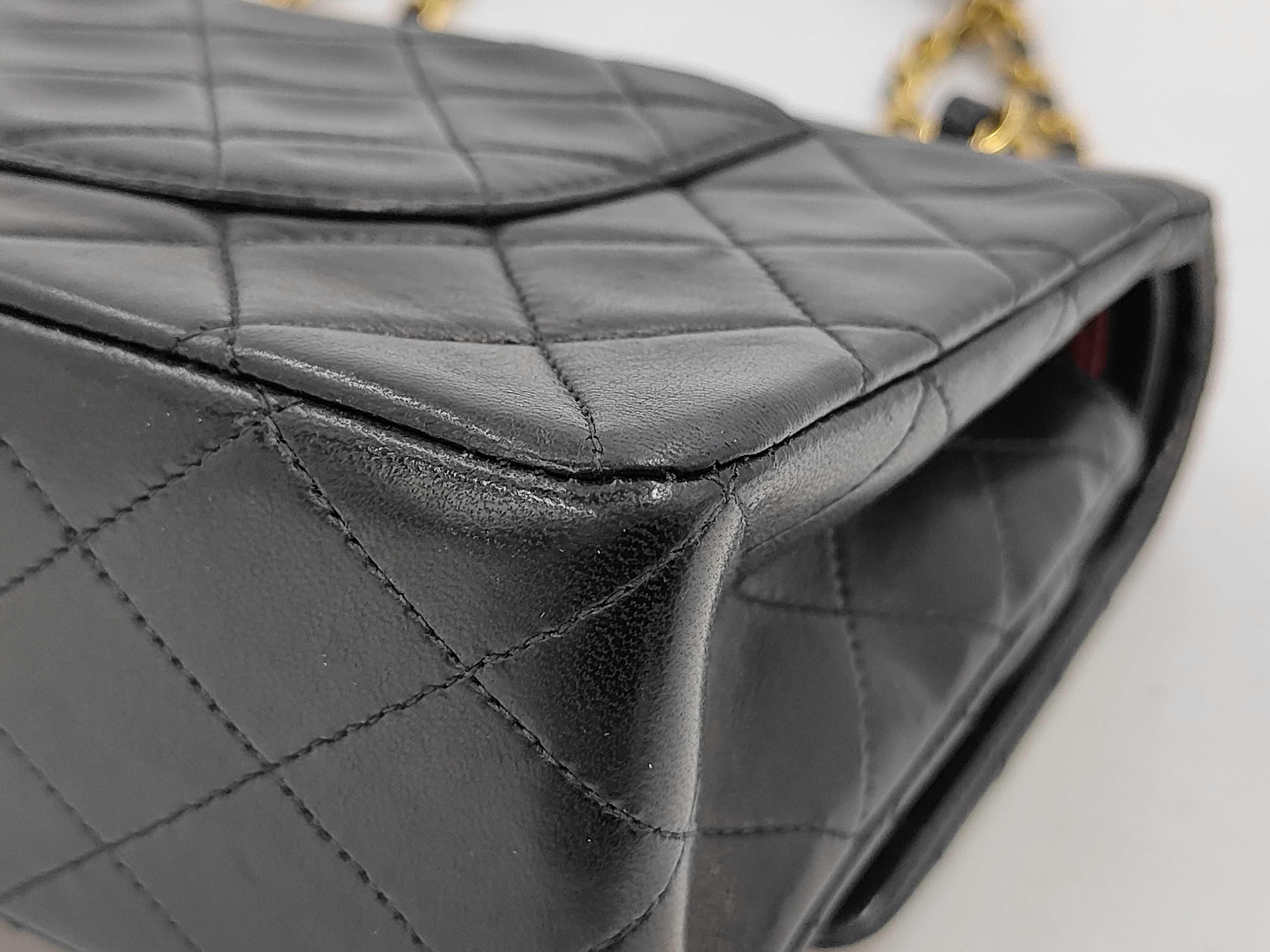 Matelassé 25 Lambskin Double Flap Double Chain Shoulder Bag — view 3