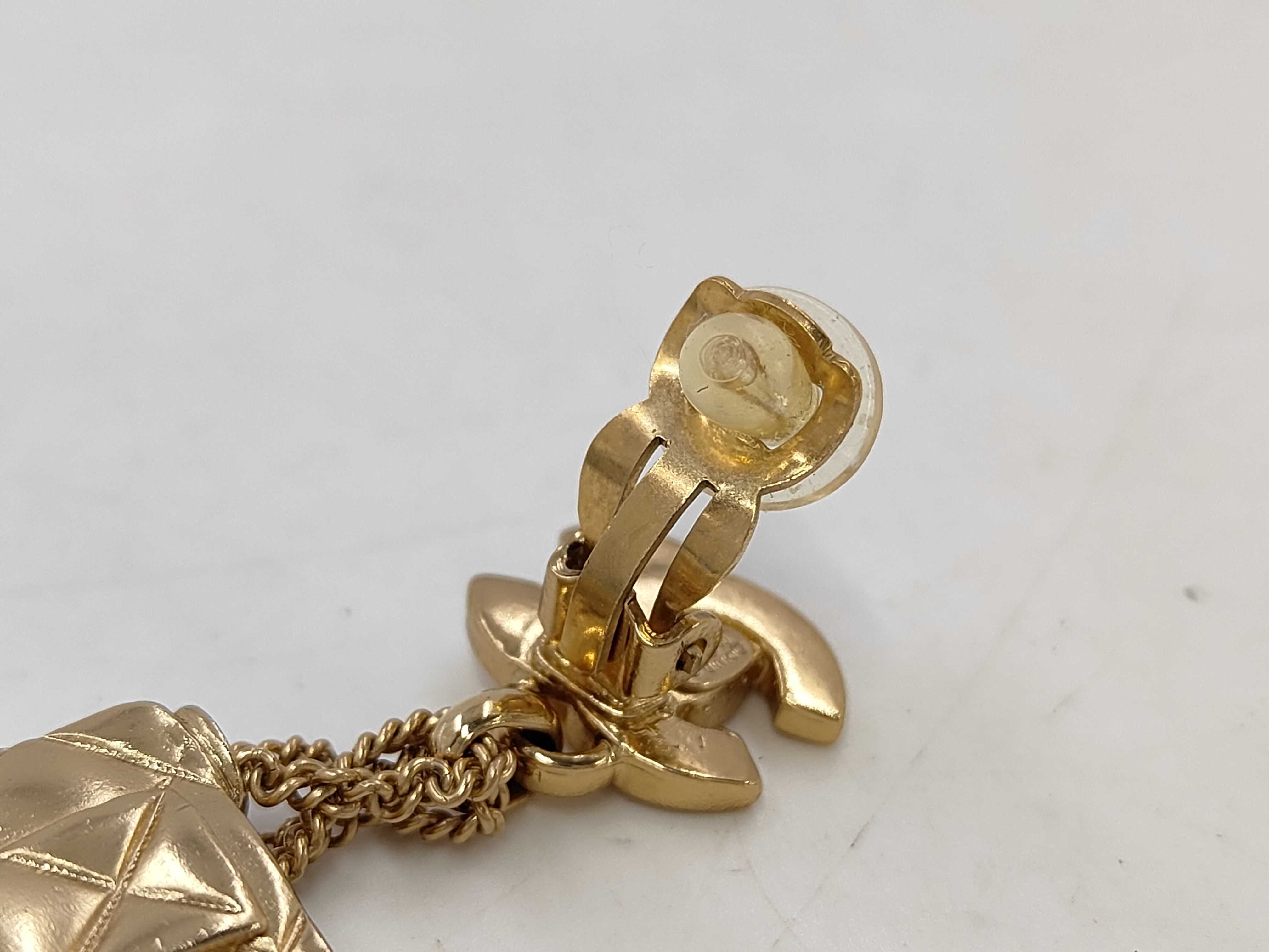 Matelassé motif earrings — view 6