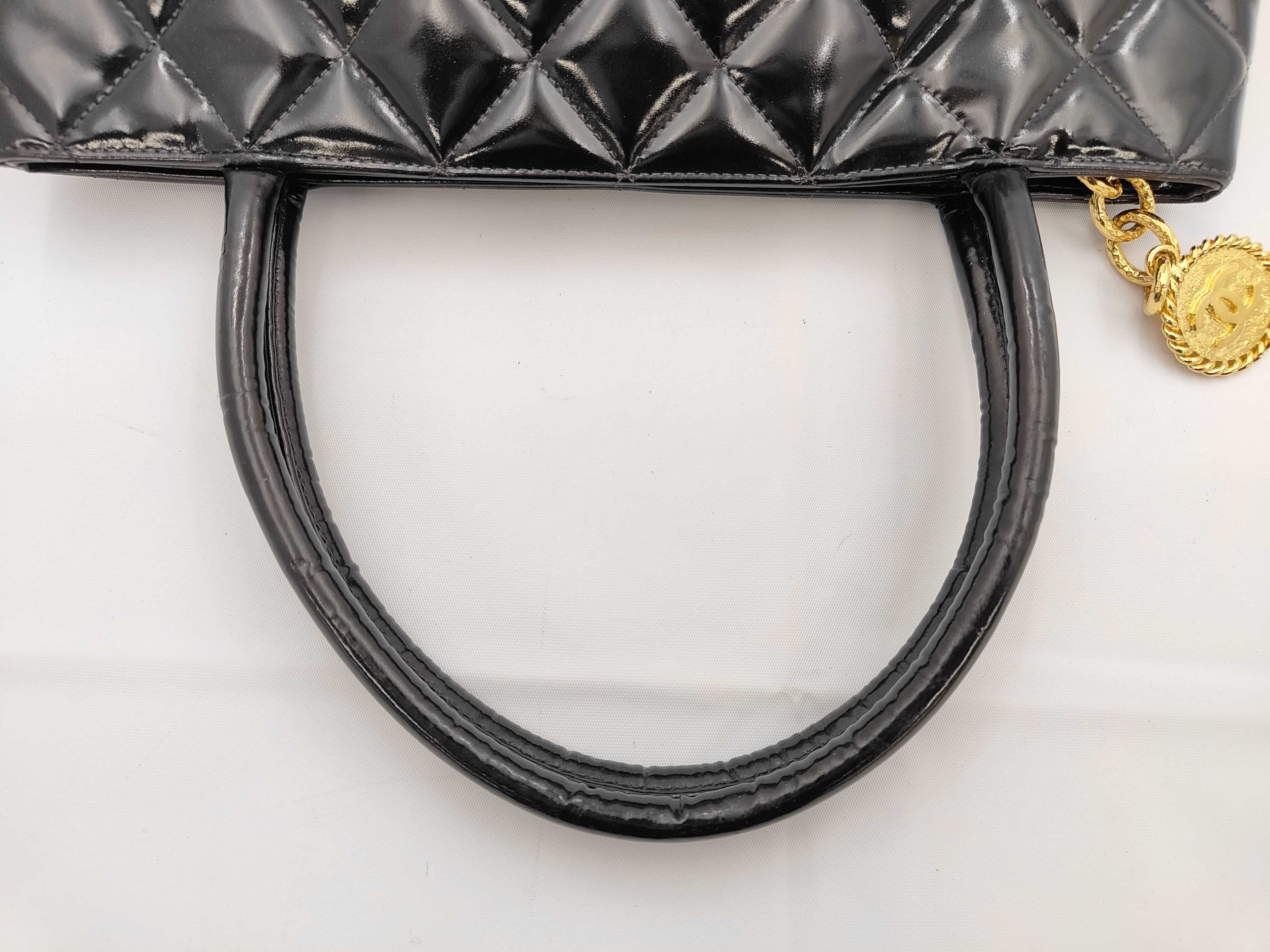 Matelassé Reissue Tote Bag, Patent Leather, Black, Gold Hardware, with original seal, serial number 4, 4981759. — view 3