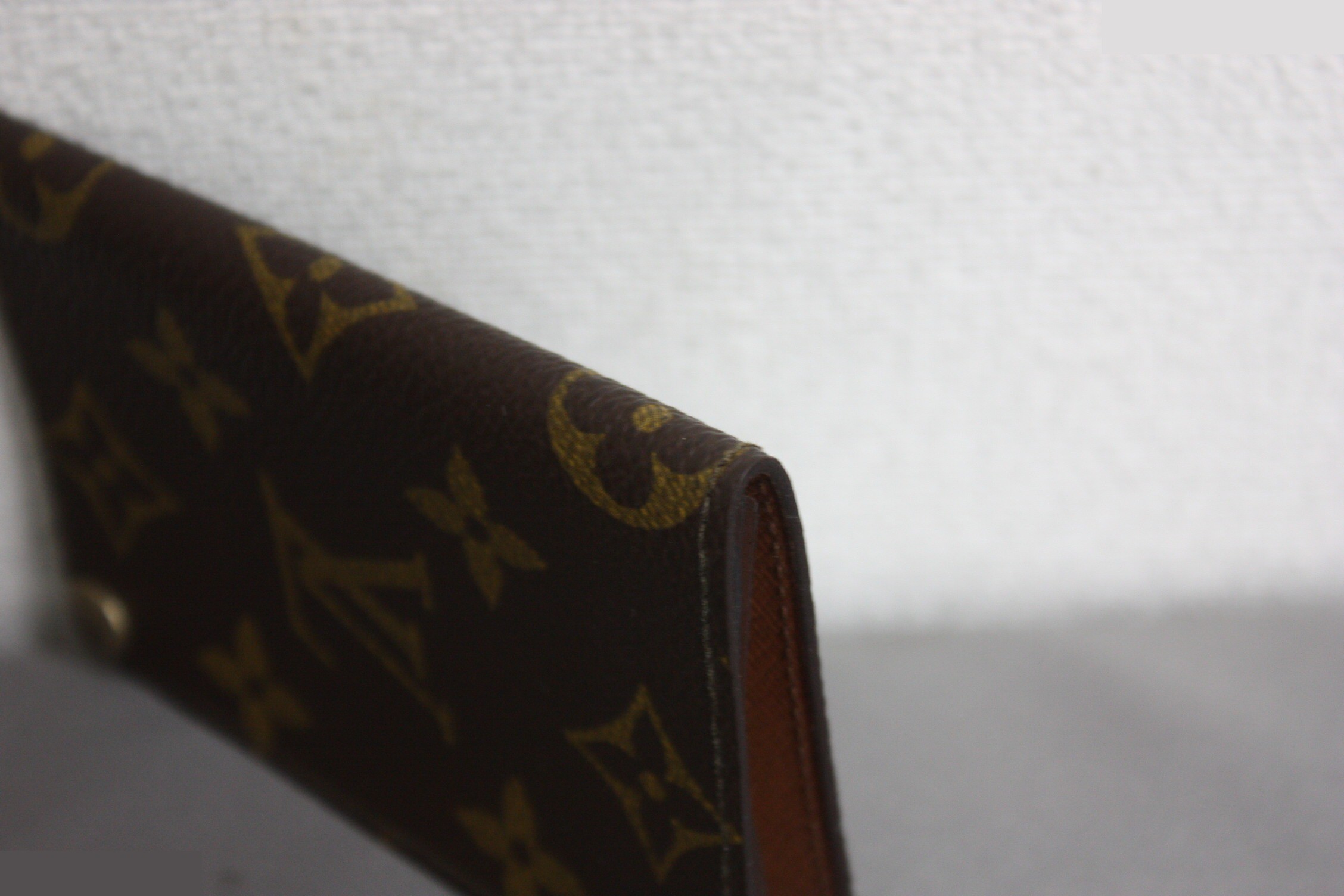 Card case — view 4