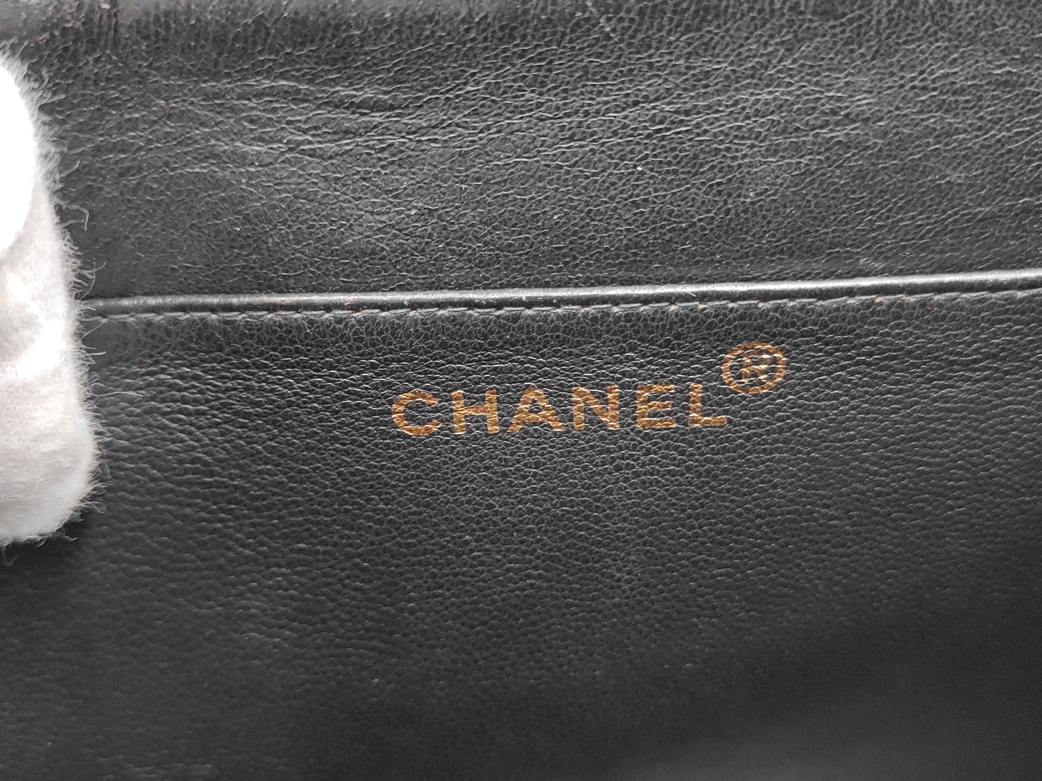 Matelassé Caviar Skin Business Bag Handbag — view 13