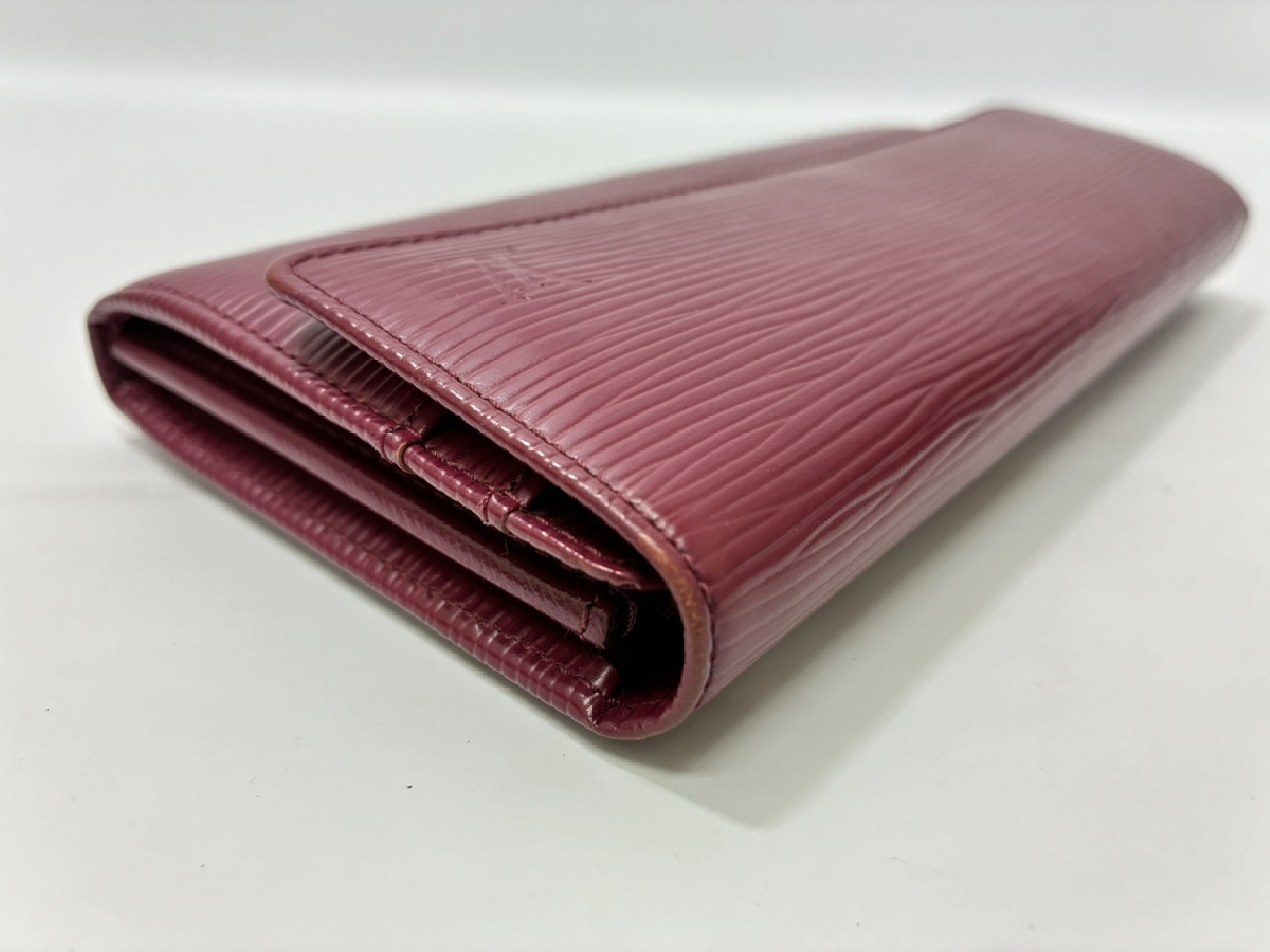 Portefeuille Sarah M60317 Epi/Fuchsia Wallet — view 5