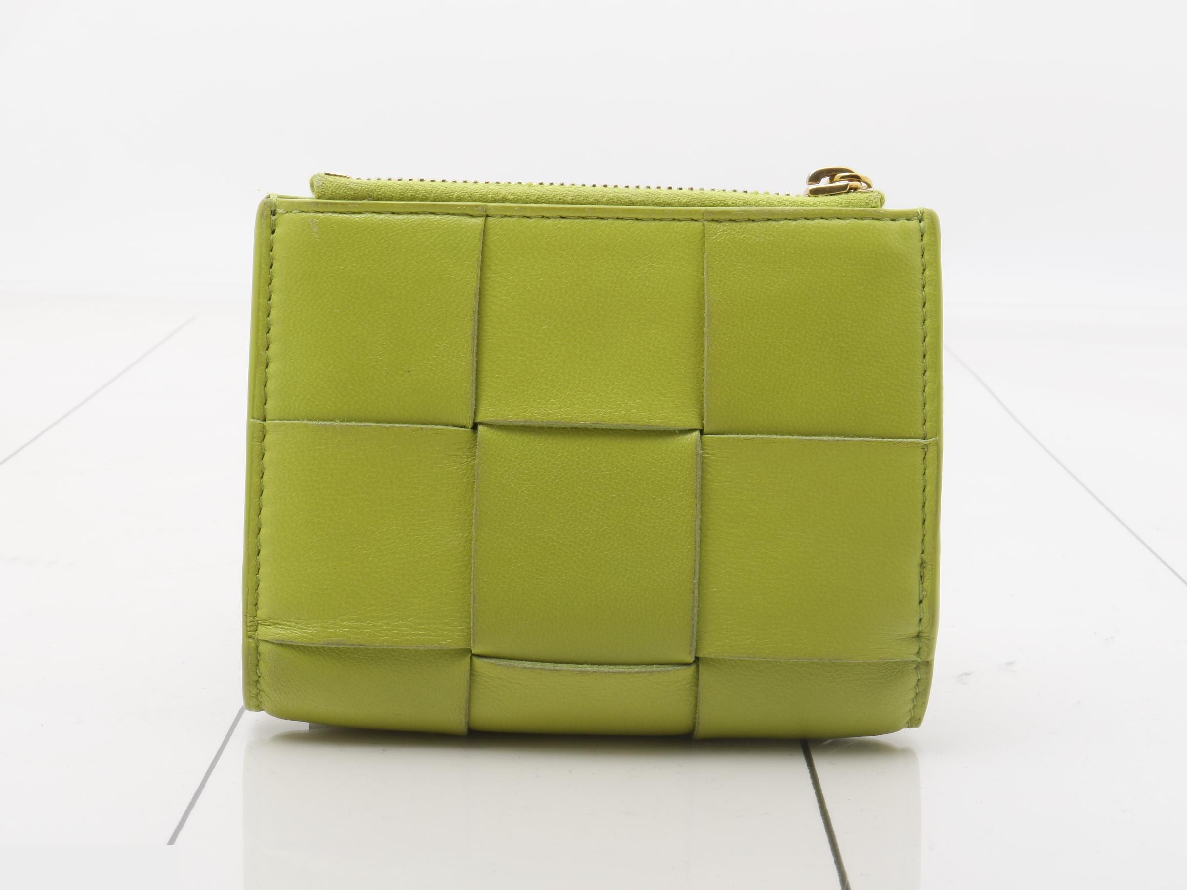 folding wallet — view 2