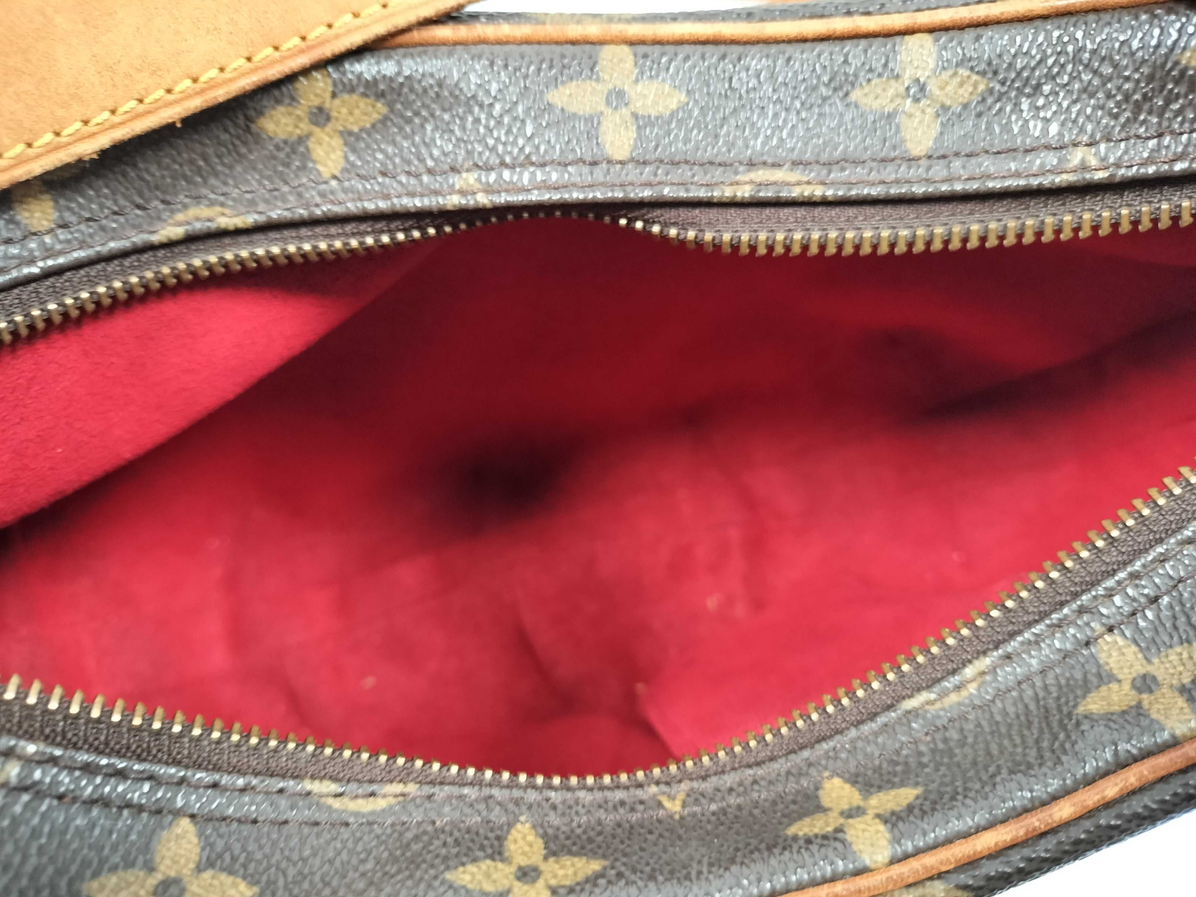 Monogram Louis Vuitton Brown Monogram M51512 Croissant MM Shoulder Bag — view 11