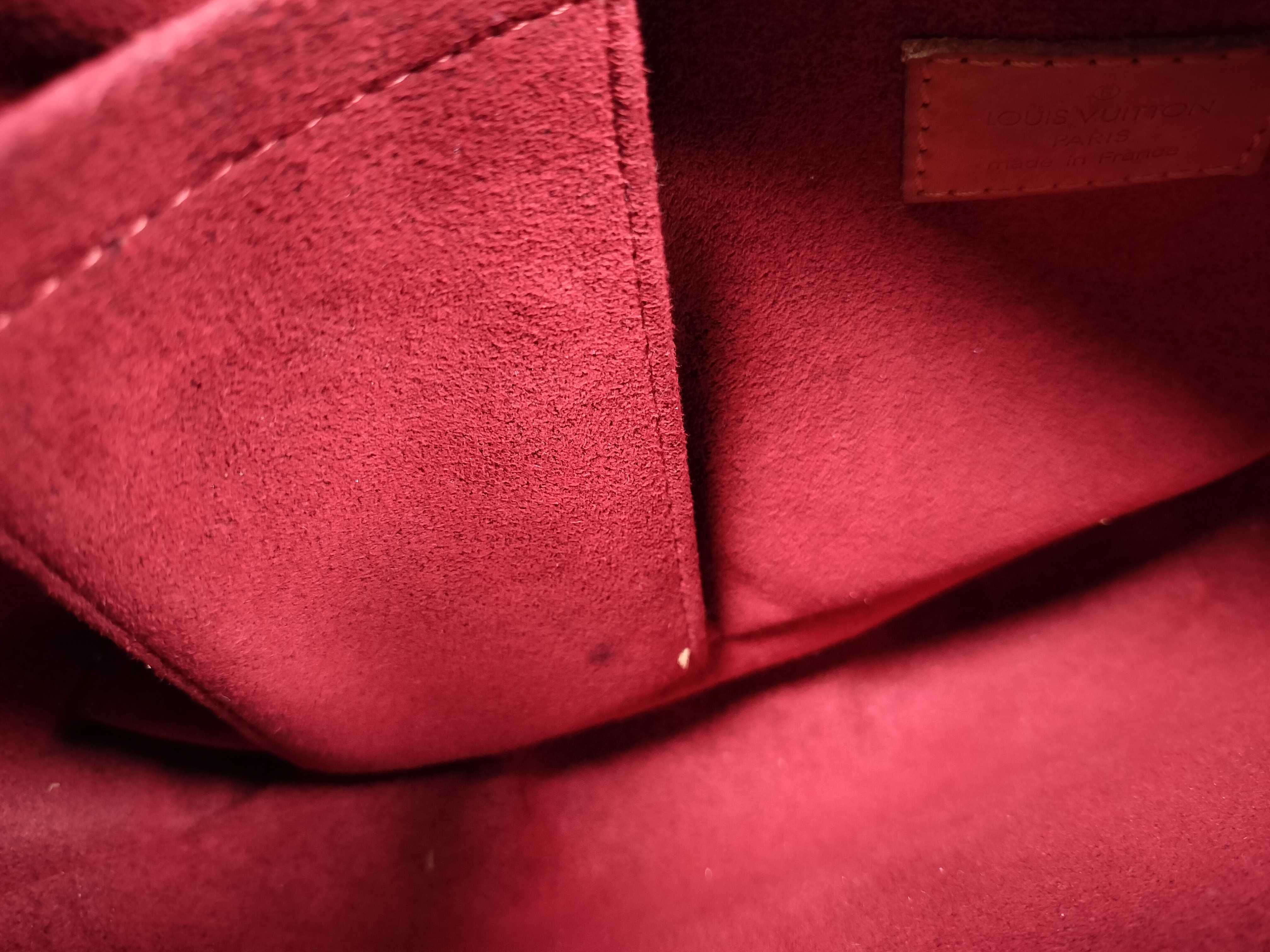 Monogram Louis Vuitton Brown Monogram M51512 Croissant MM Shoulder Bag — view 15