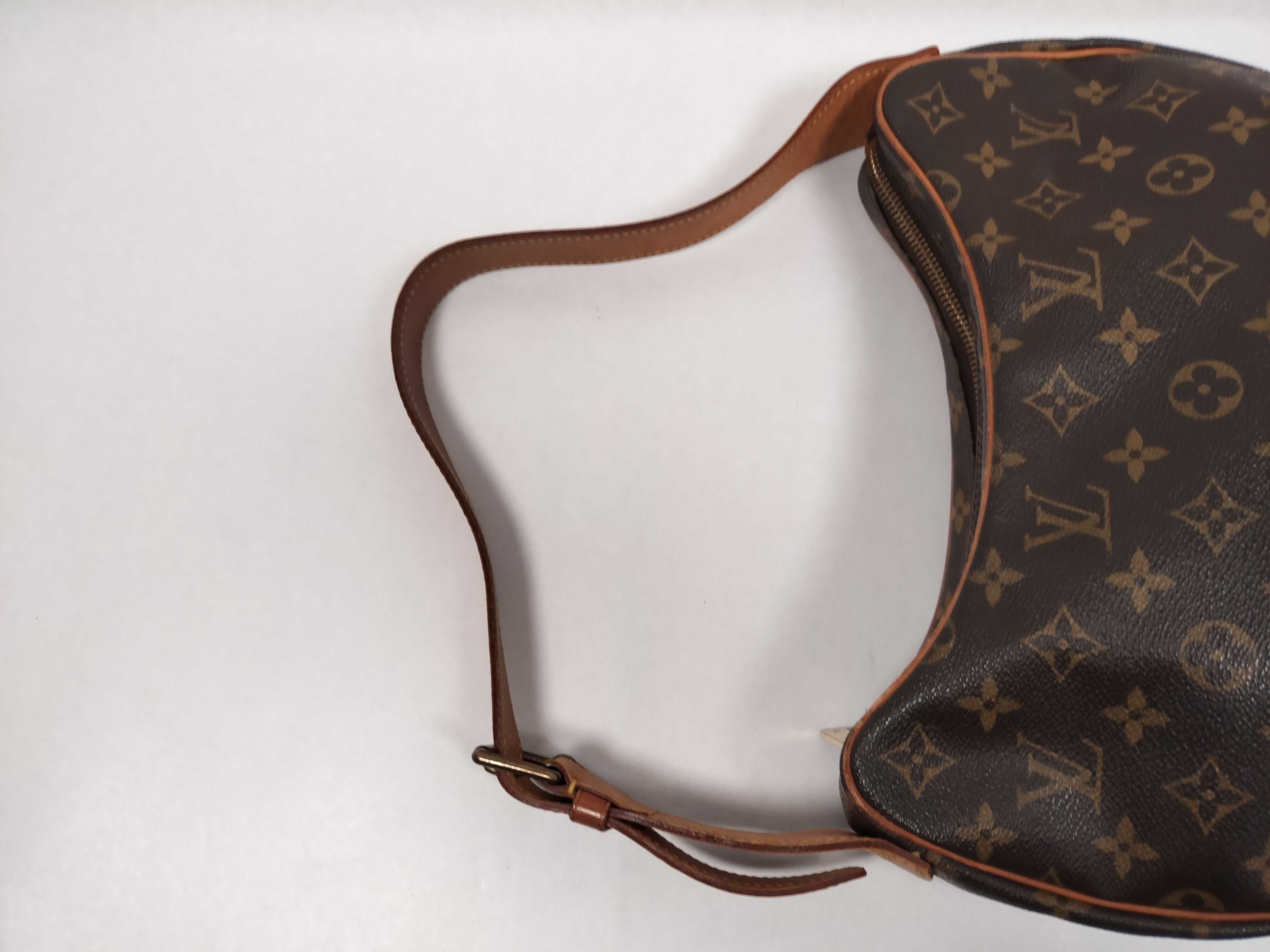Monogram Louis Vuitton Brown Monogram M51512 Croissant MM Shoulder Bag — view 3