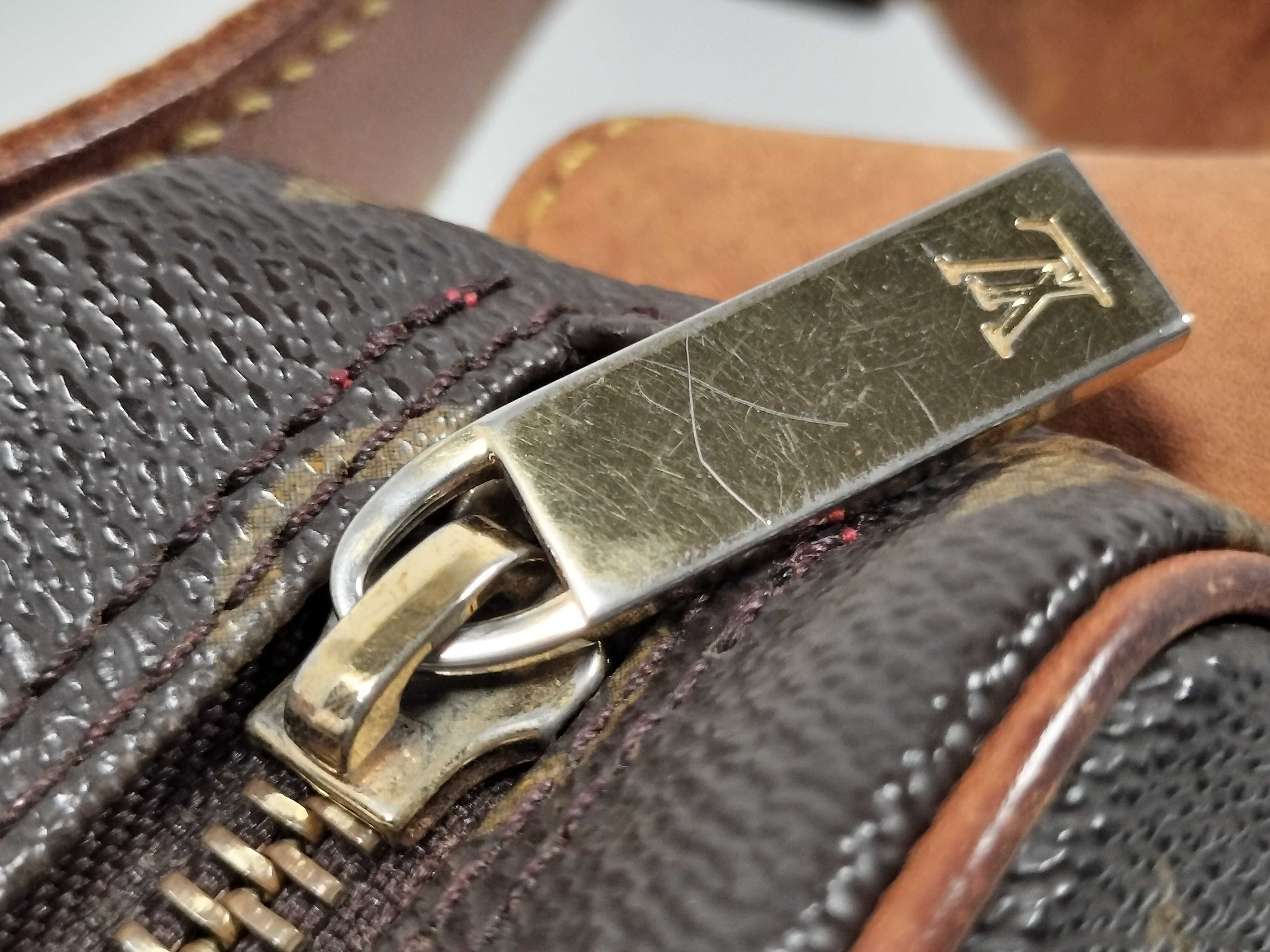 Monogram Louis Vuitton Brown Monogram M51512 Croissant MM Shoulder Bag — view 9