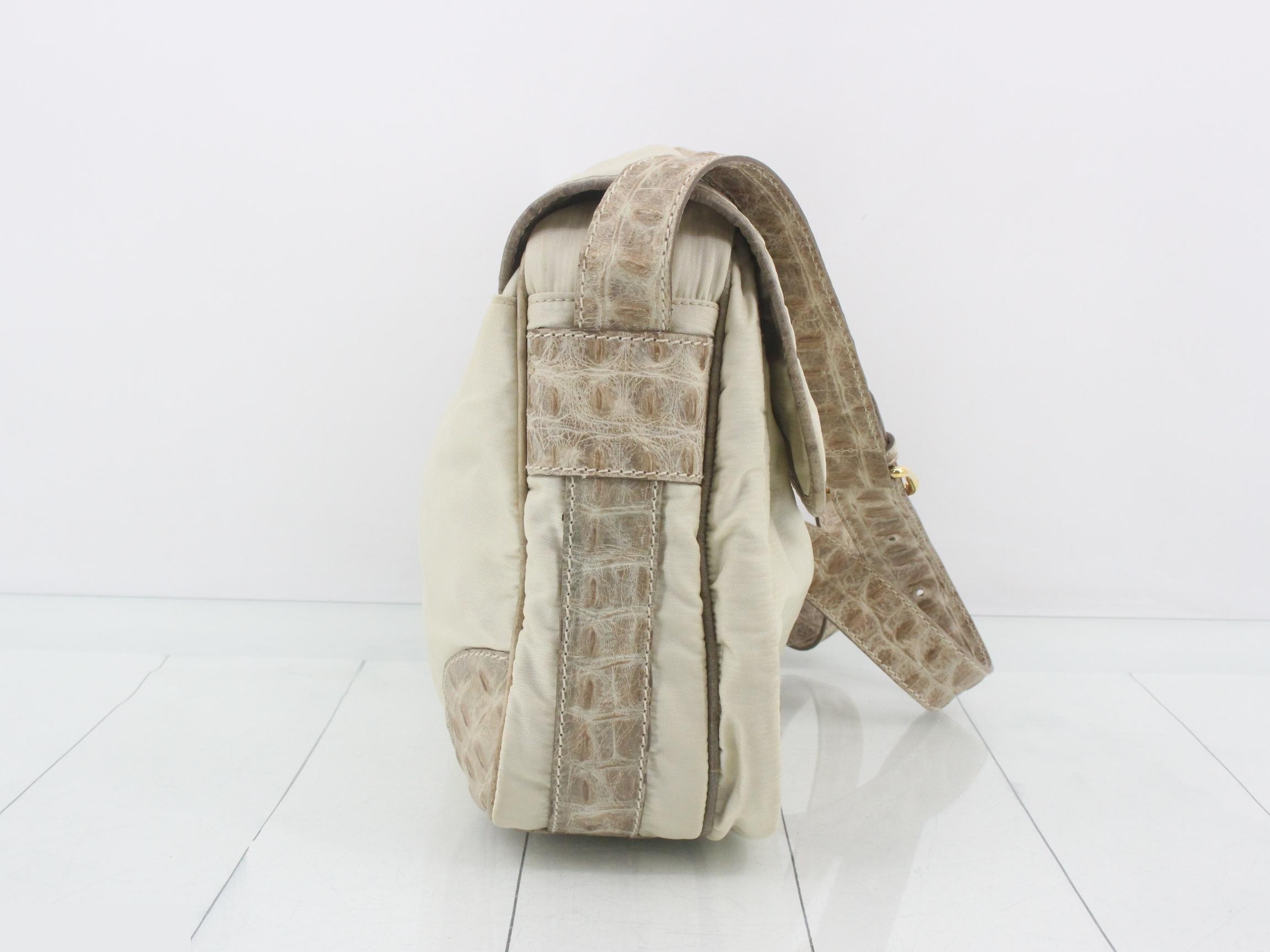 Crocodile embossed shoulder bag — view 4