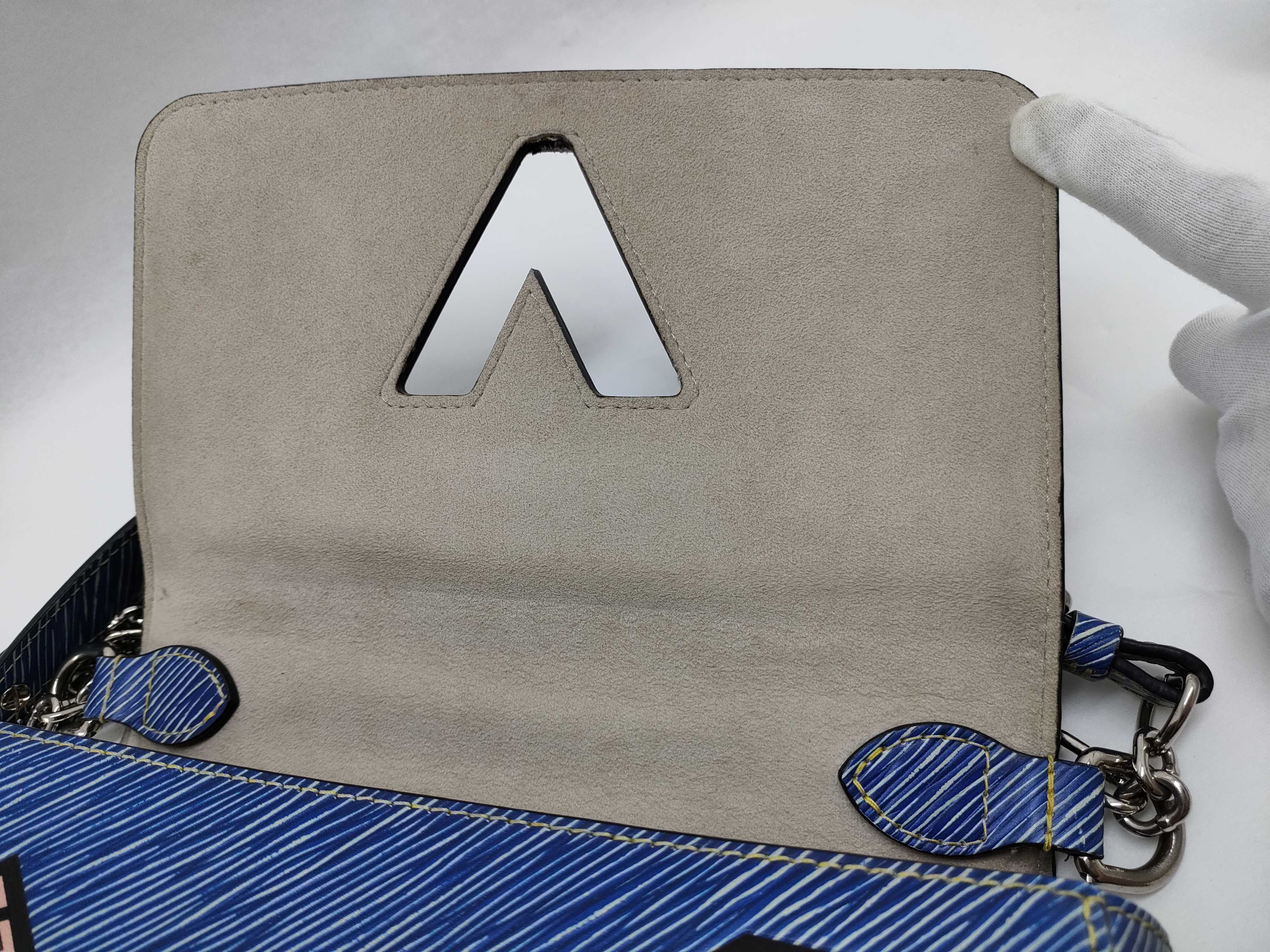 Twist Shoulder Bag — view 8