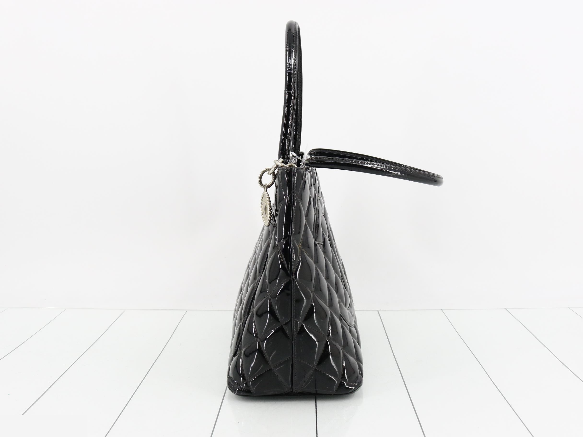 Reissue Tote Bag - Patent — view 4