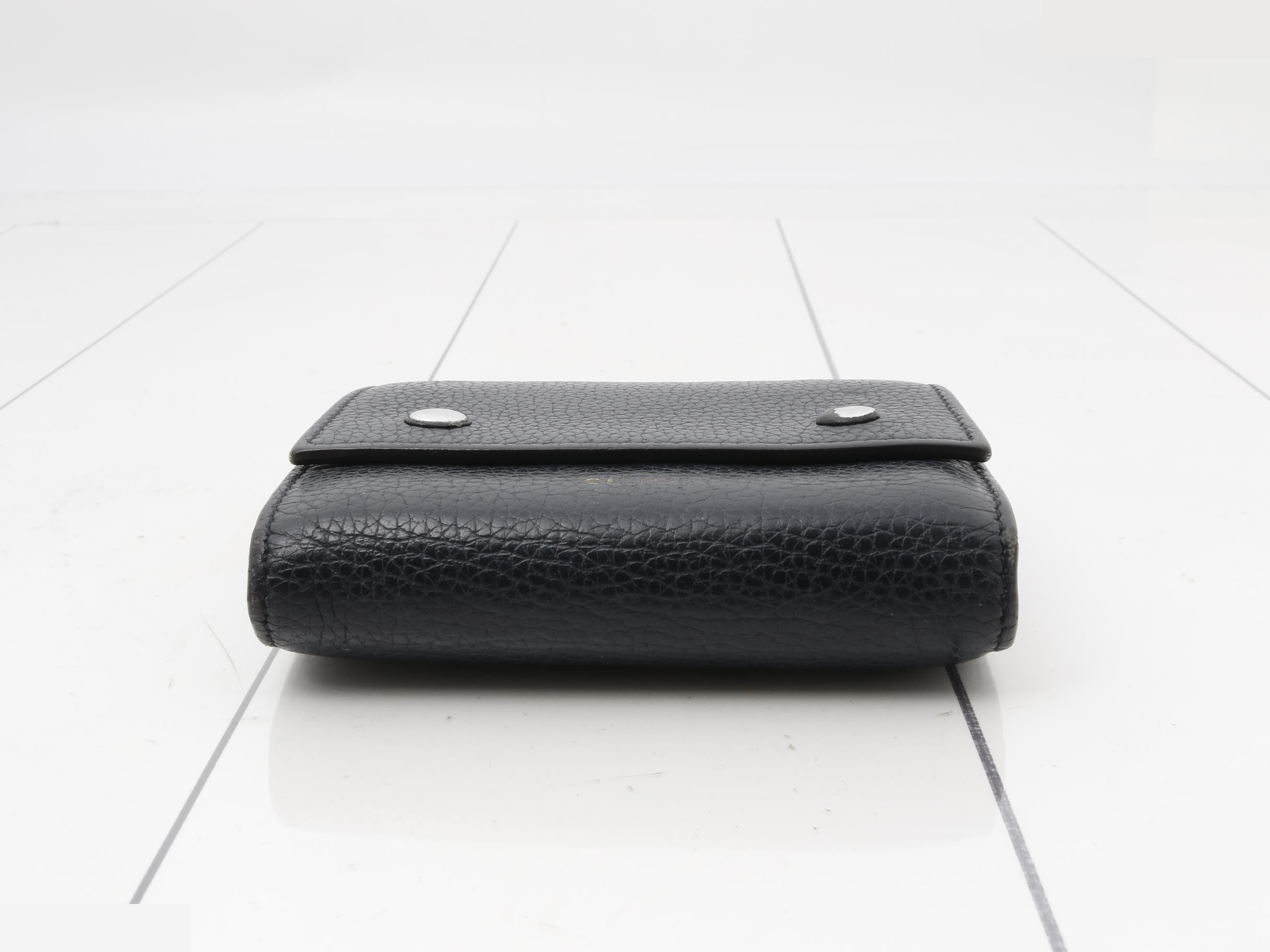 Tri-fold wallet — view 3