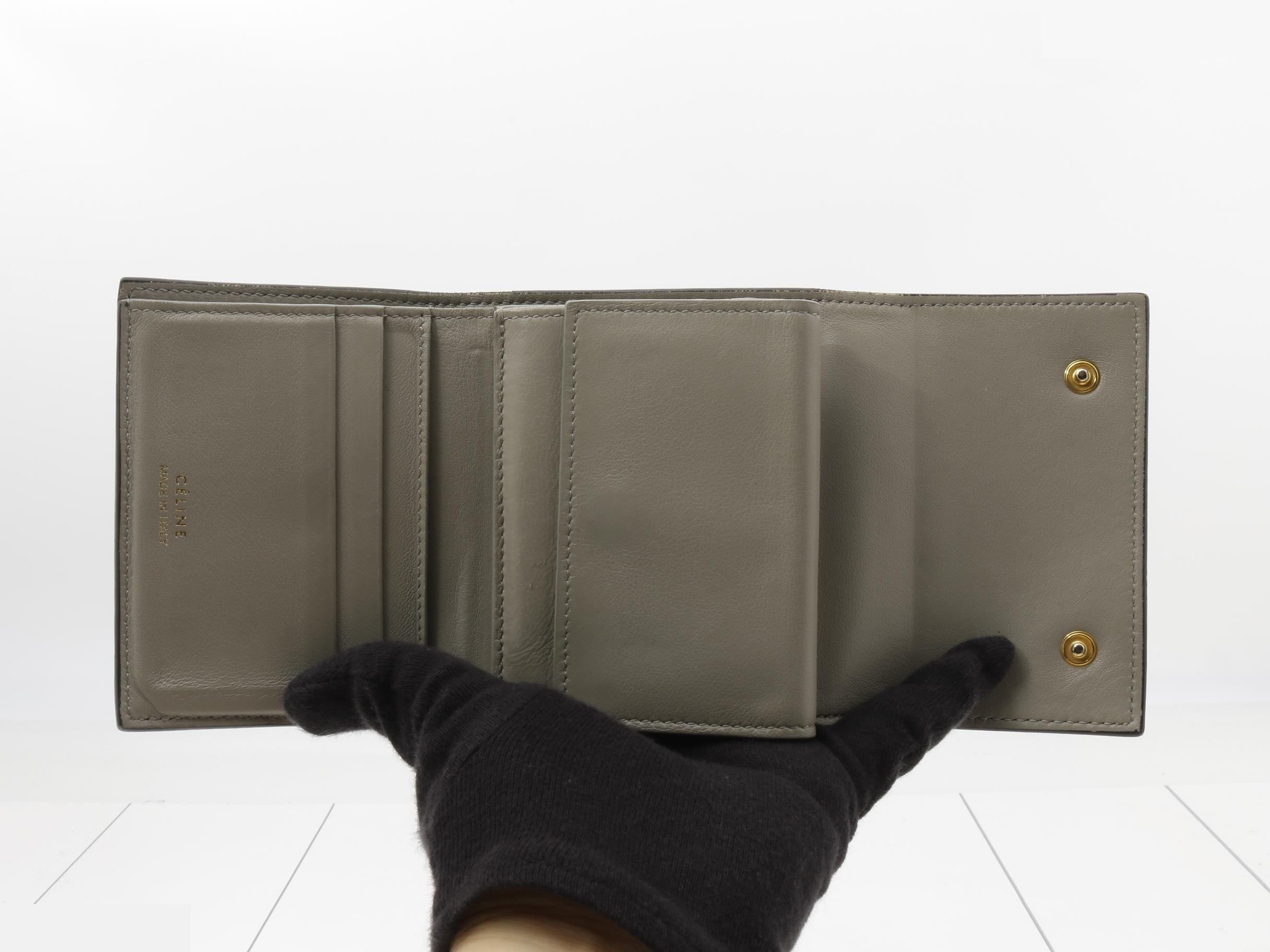 Tri-fold wallet — view 4