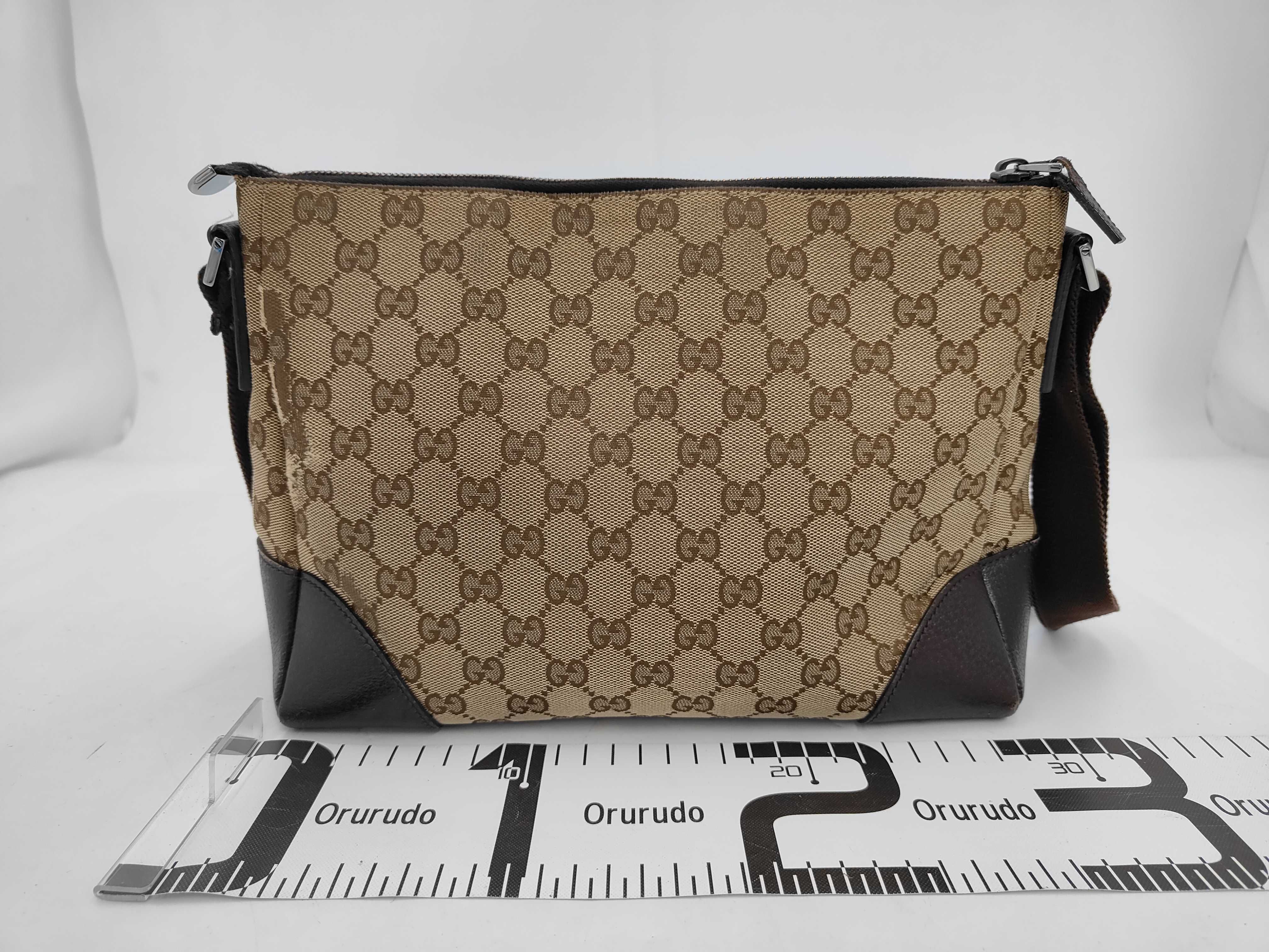 GG Canvas Shoulder Bag 114278 Shoulder Bag — view 2