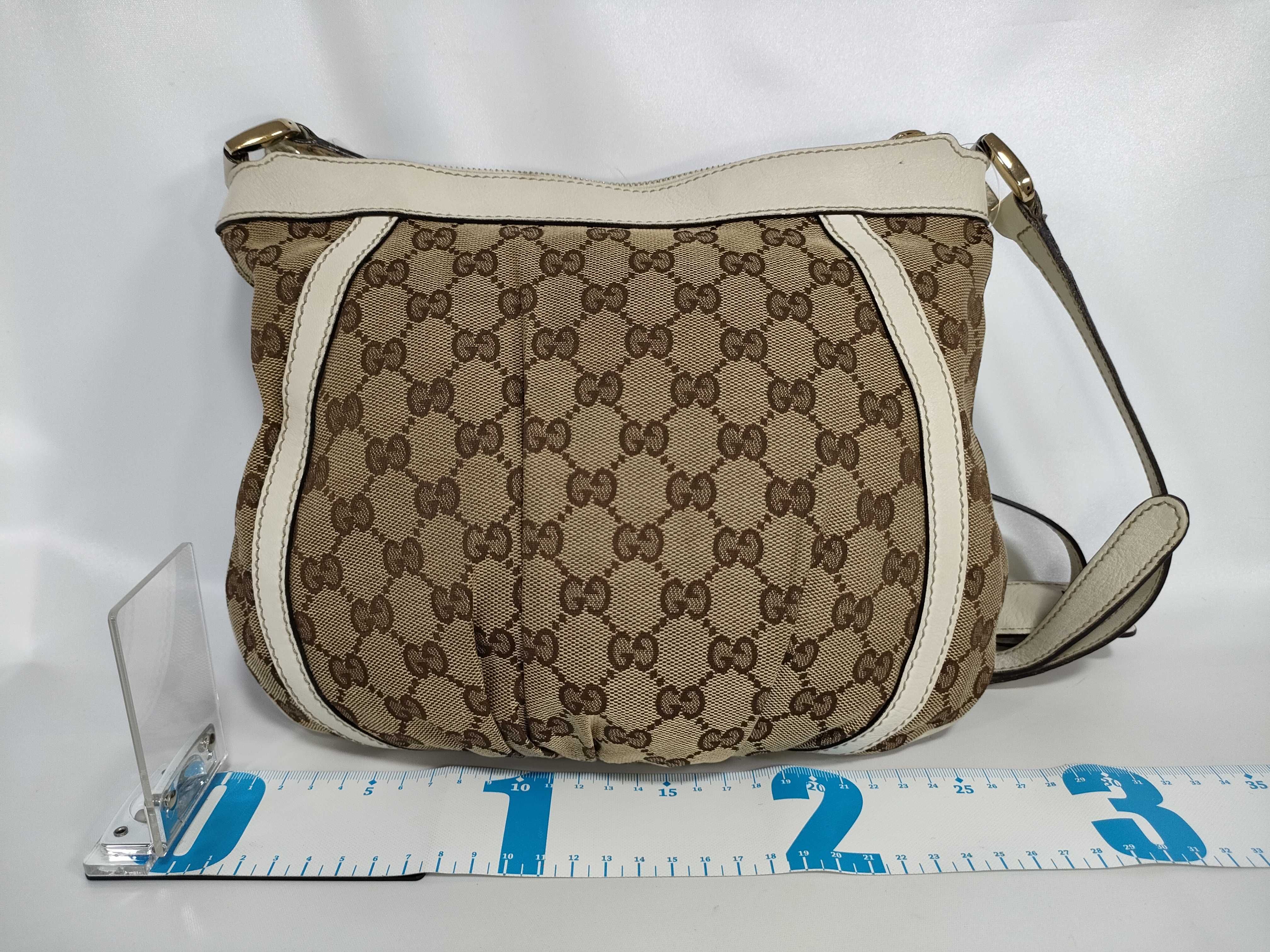GG Canvas Shoulder Bag 203257 — view 2