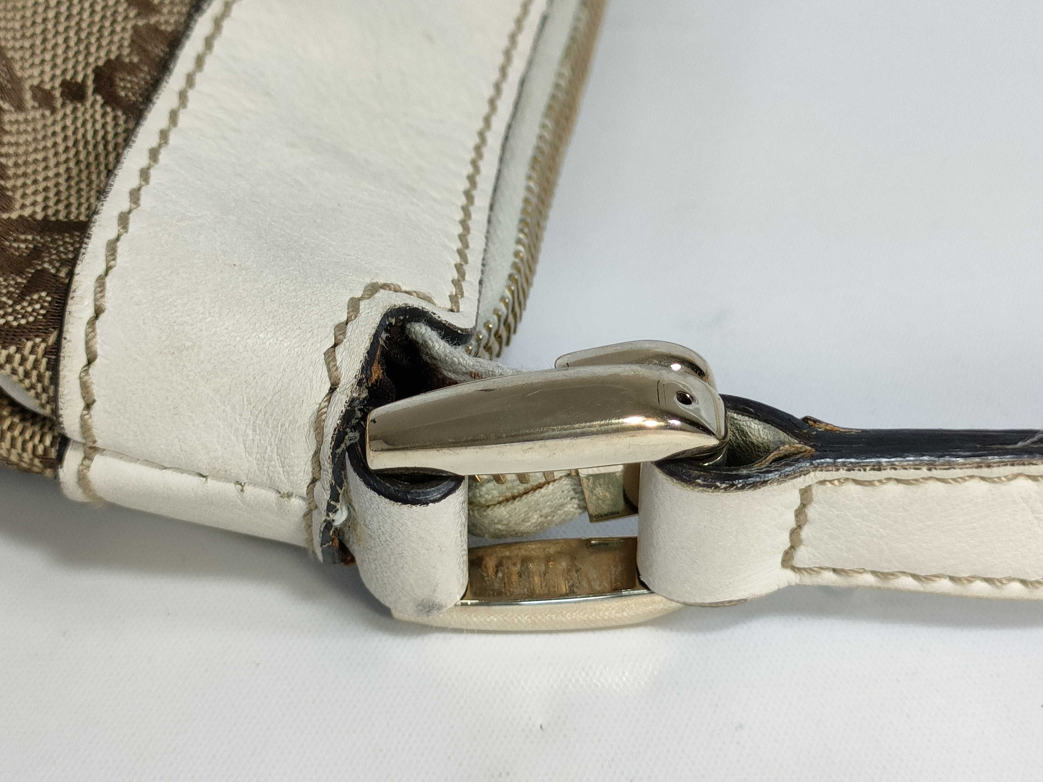 GG Canvas Shoulder Bag 203257 — view 5