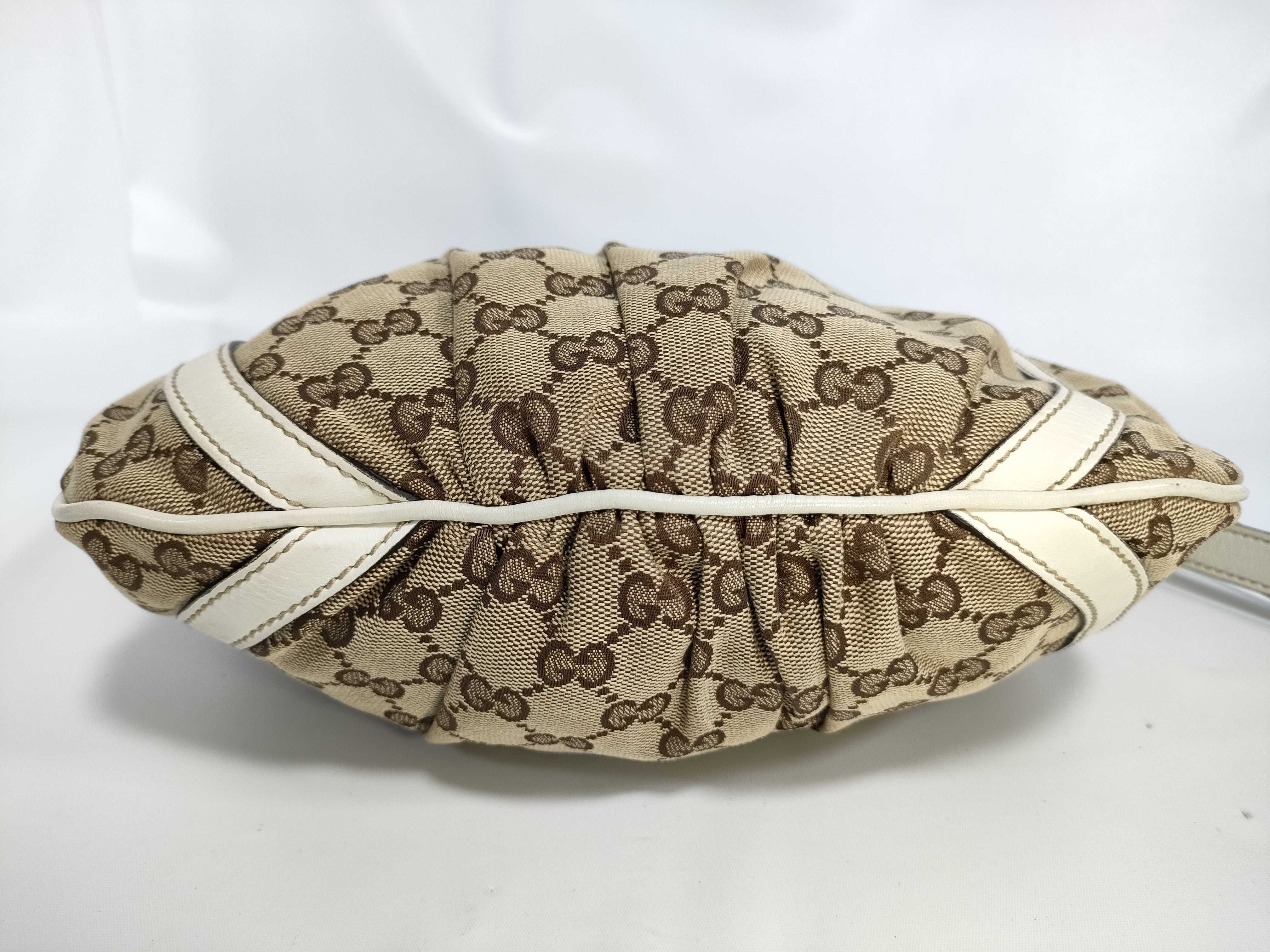 GG Canvas Shoulder Bag 203257 — view 7