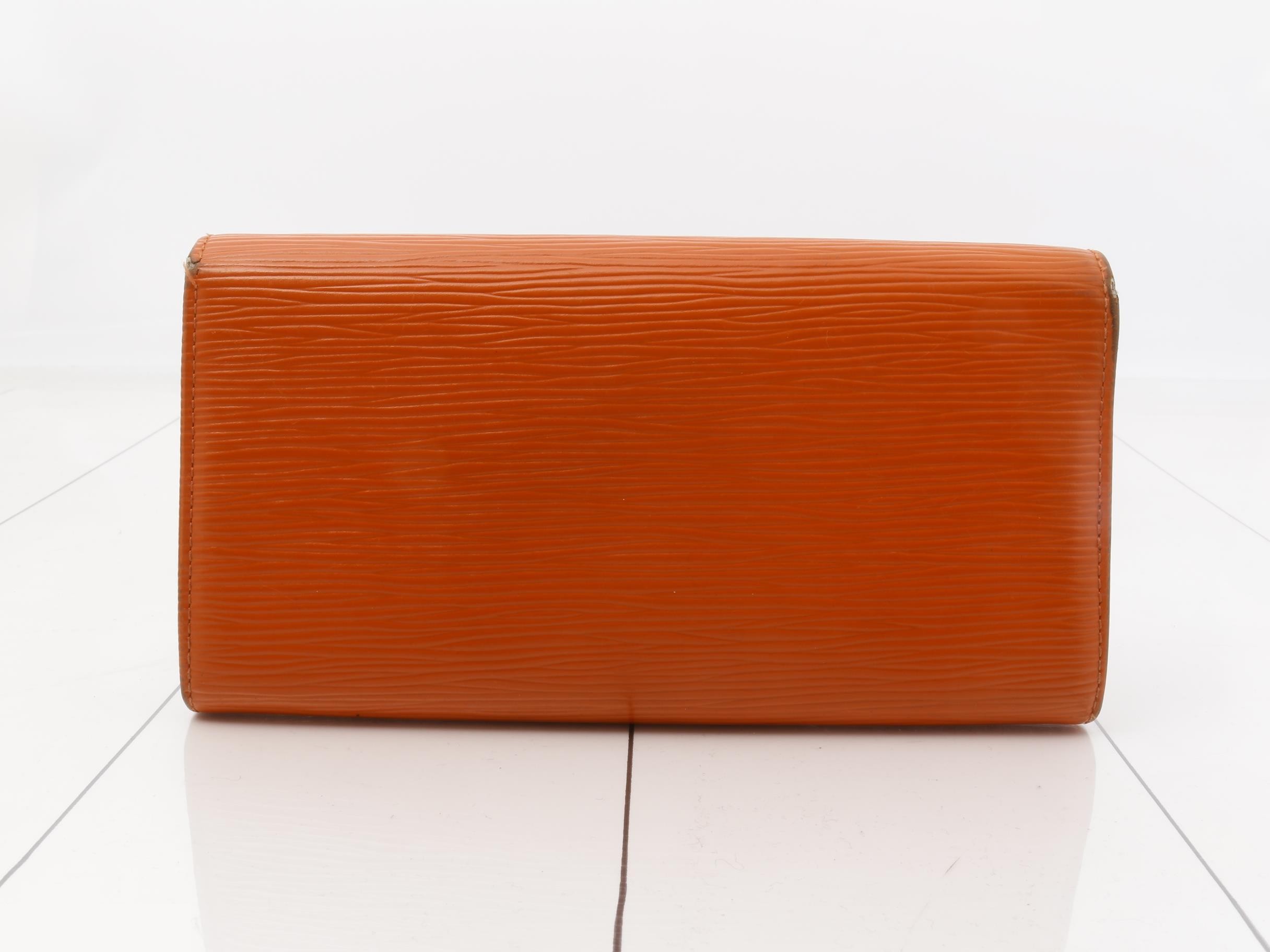 LV Epi Bi-fold Long Wallet — view 2