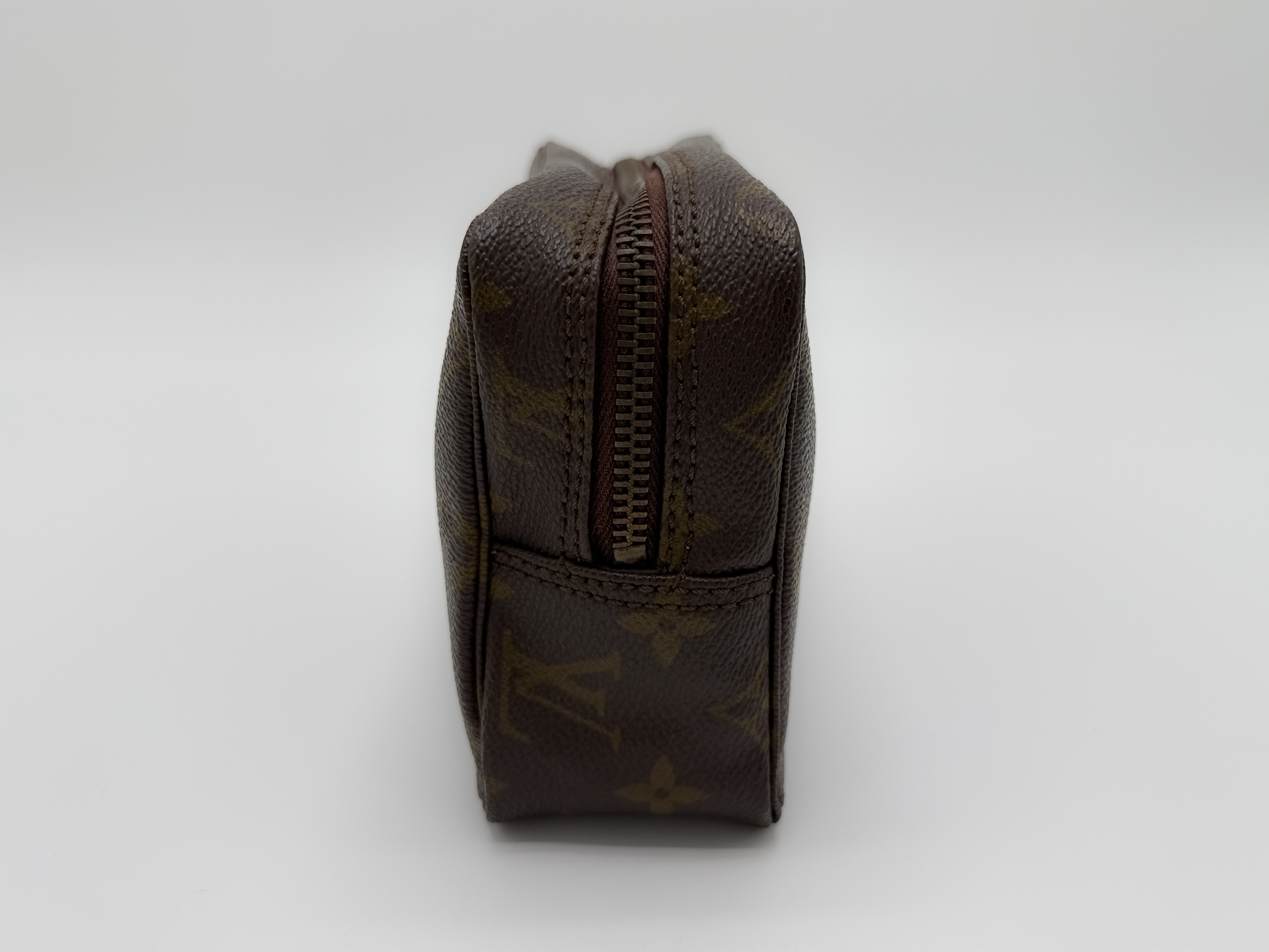 Monogram M47526 Troussard Toilette 18 Second Bag — view 4