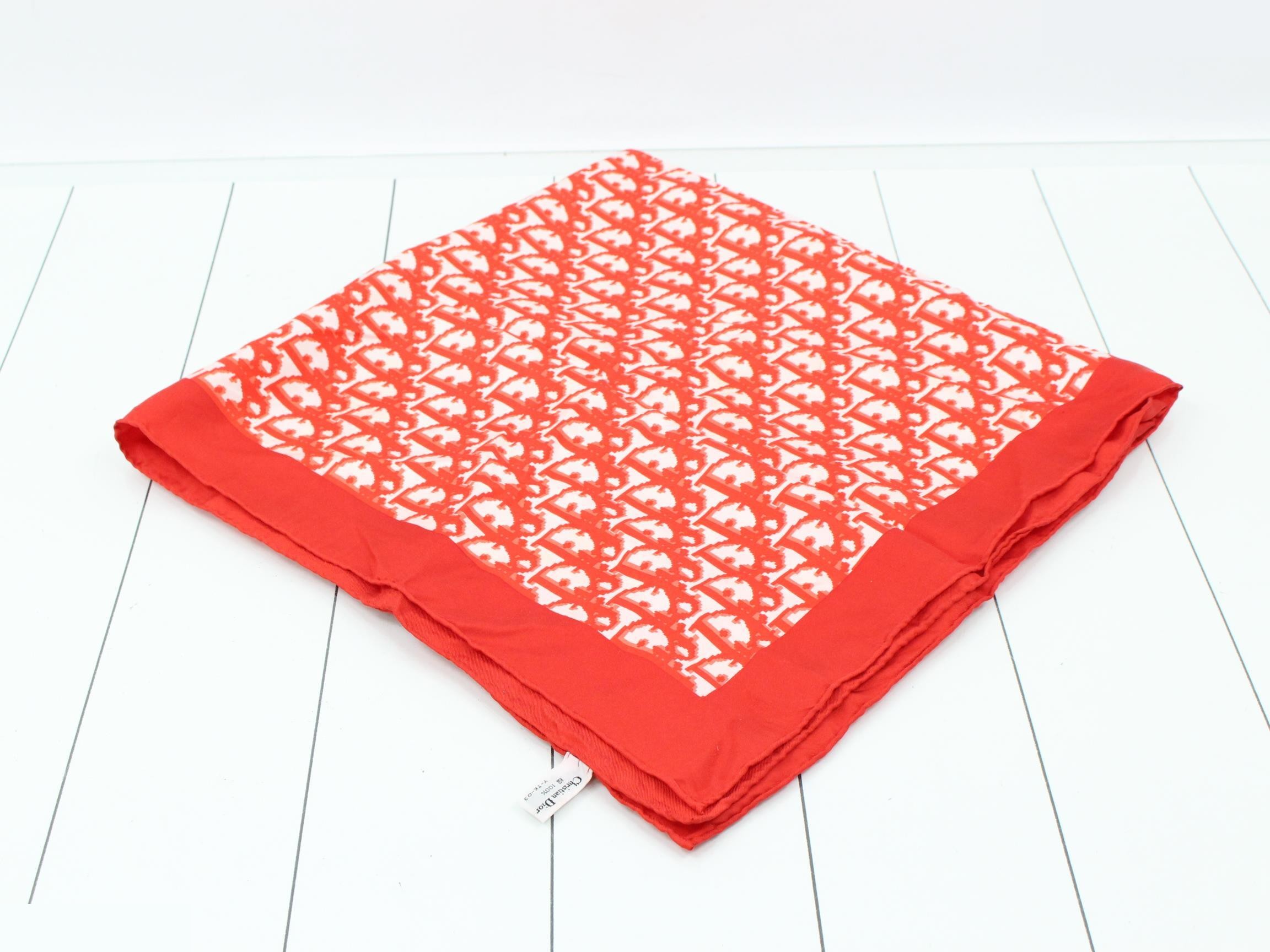 100% Silk, Red — view 2