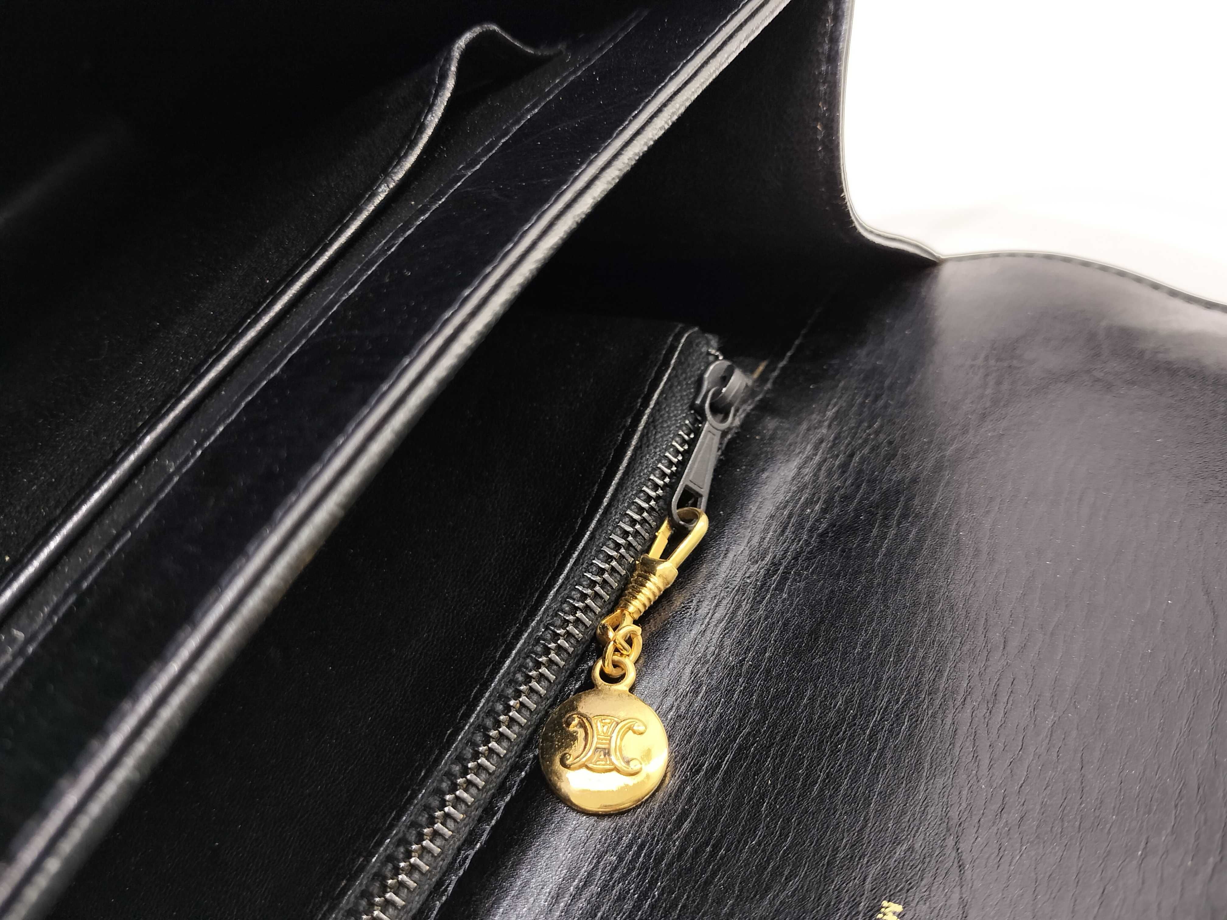 carriage shoulder leather black shoulder bag — view 14