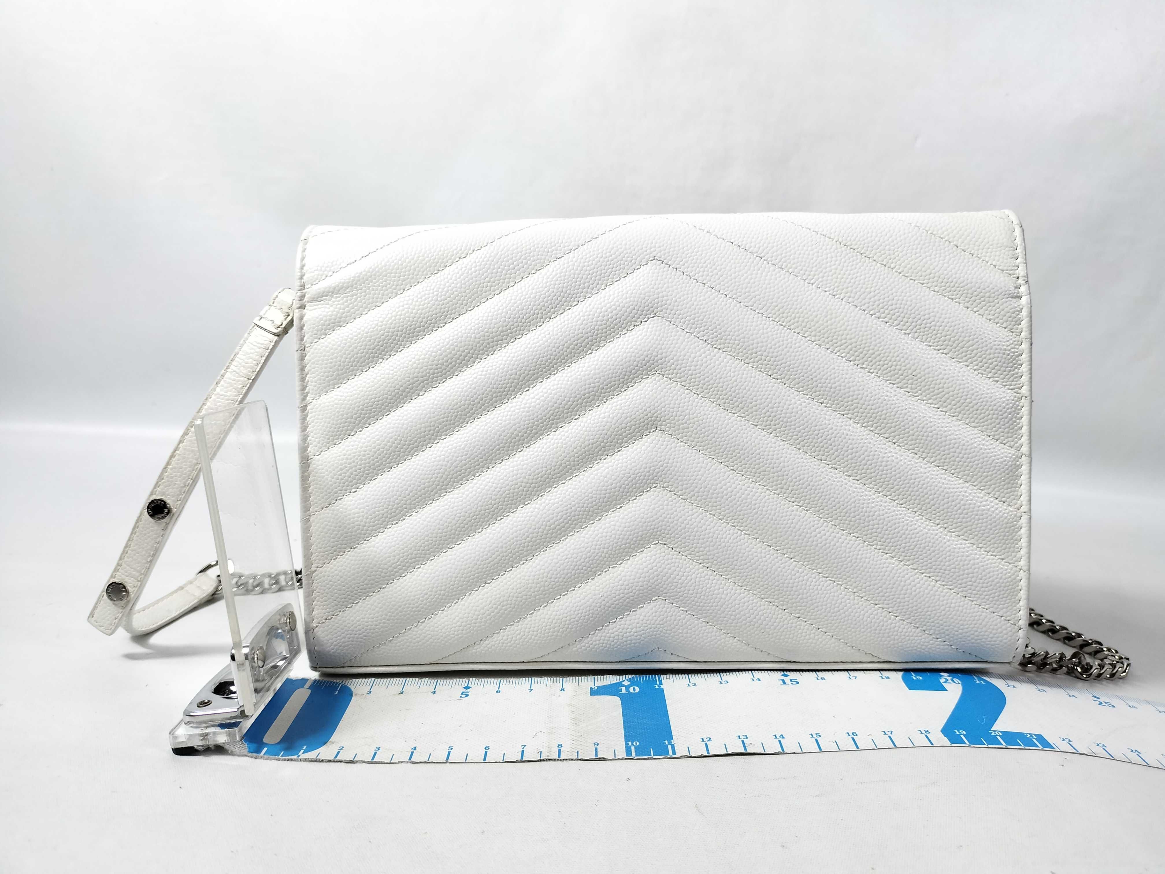Chain Wallet Leather White Shoulder Bag — view 2