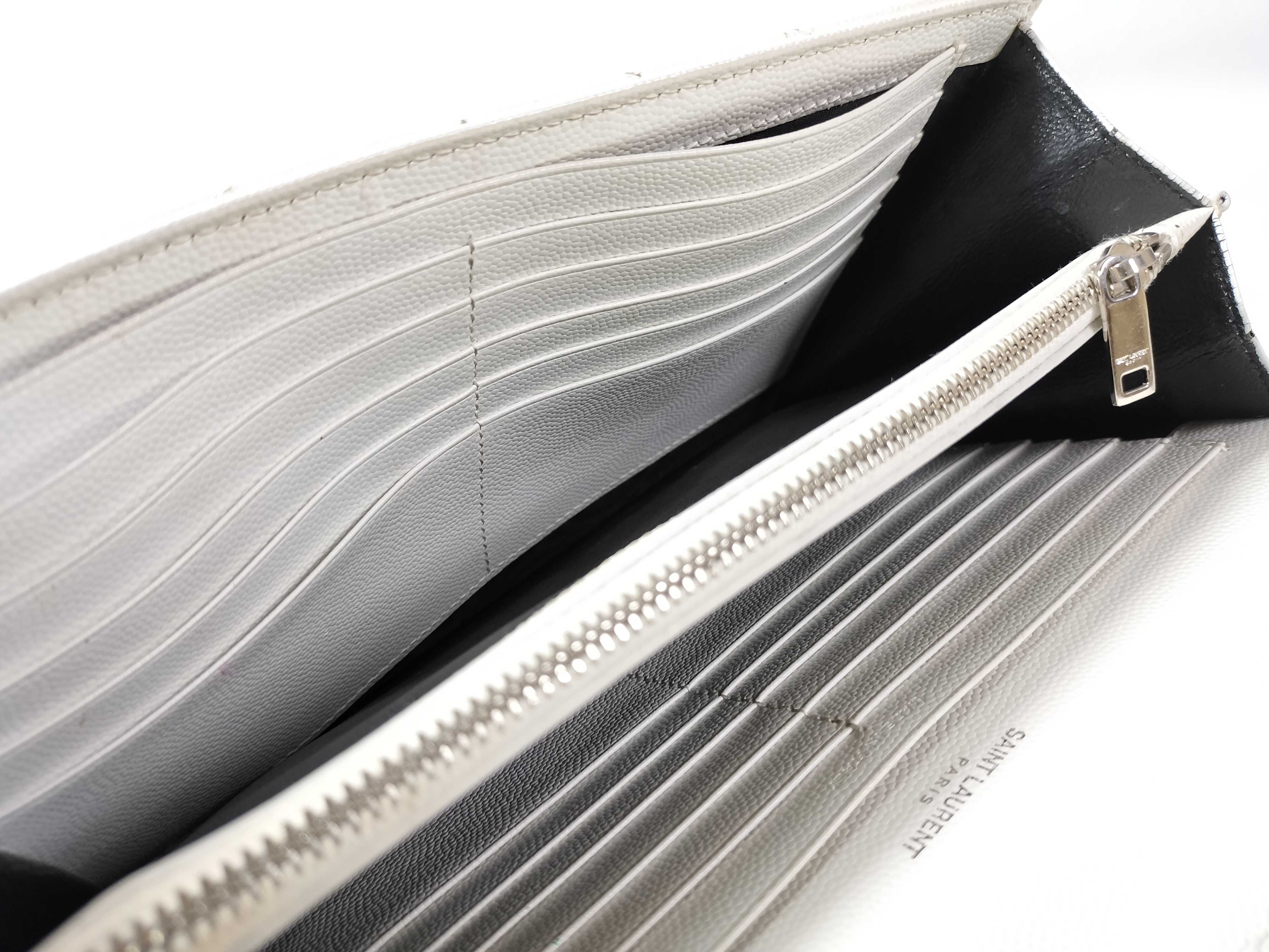 Chain Wallet Leather White Shoulder Bag — view 10