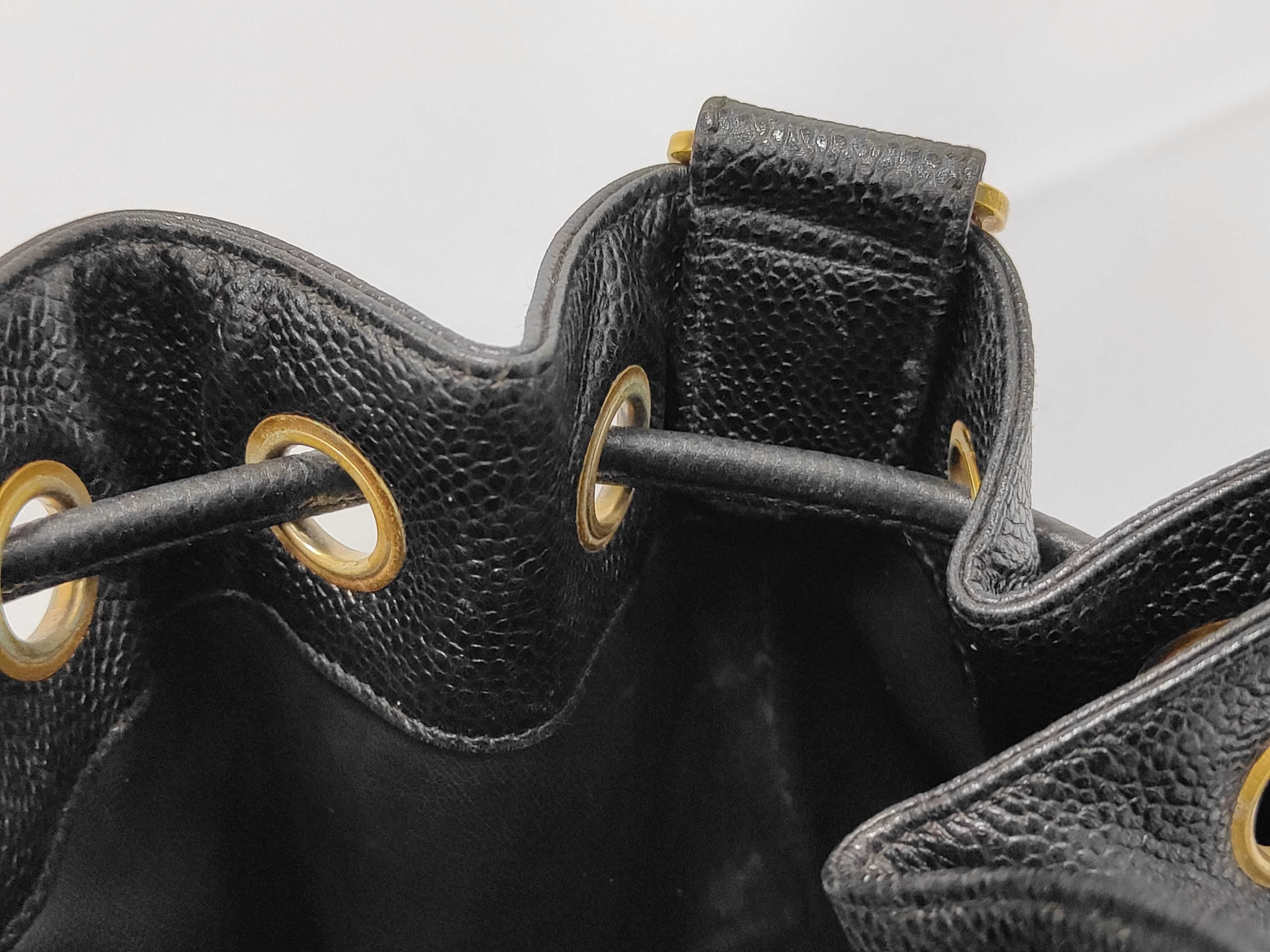 Vintage Drawstring Bag, Black Caviar Leather Shoulder Bag — view 9